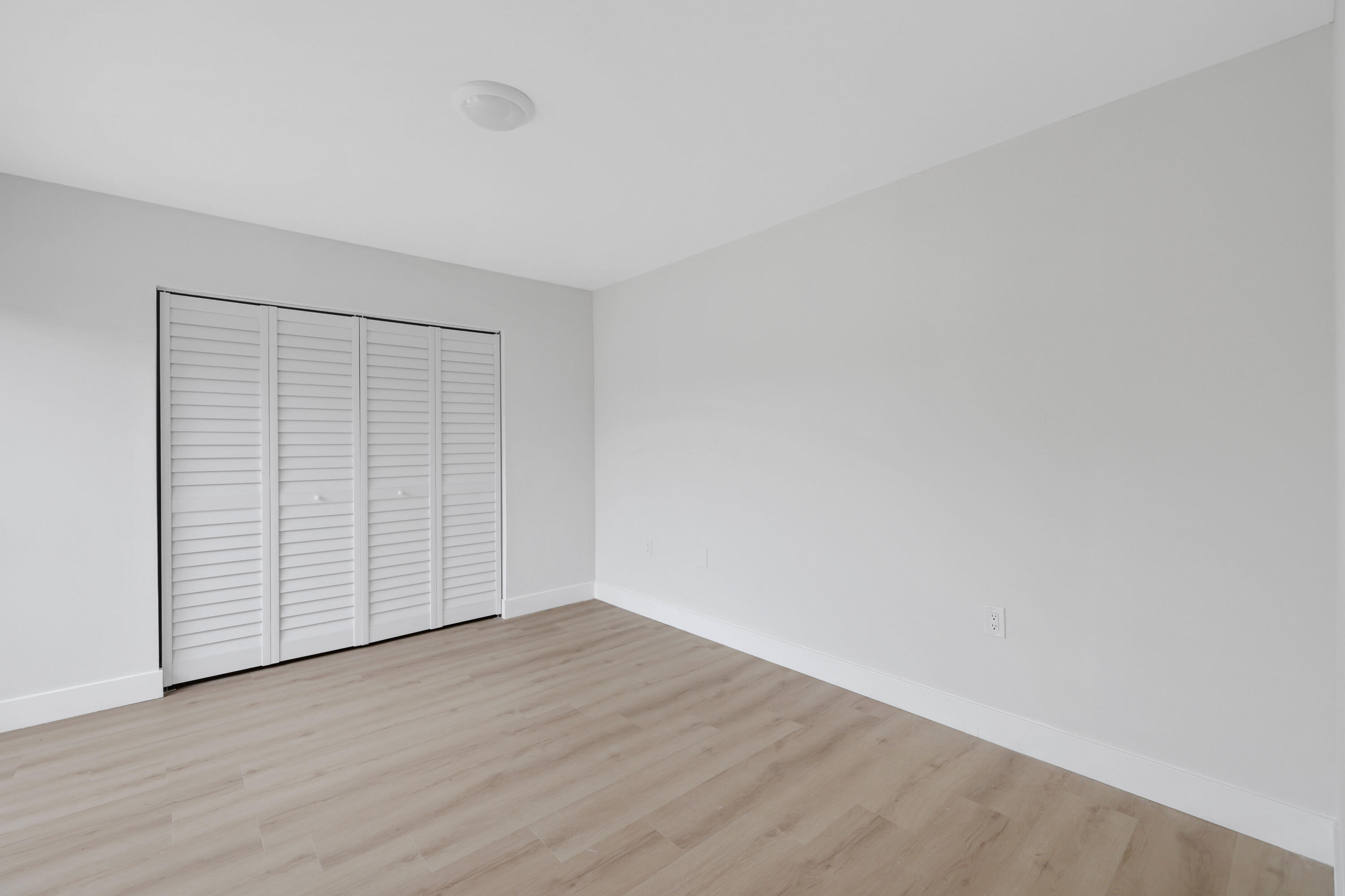 703 7th, Palm Beach Gardens FL 33418