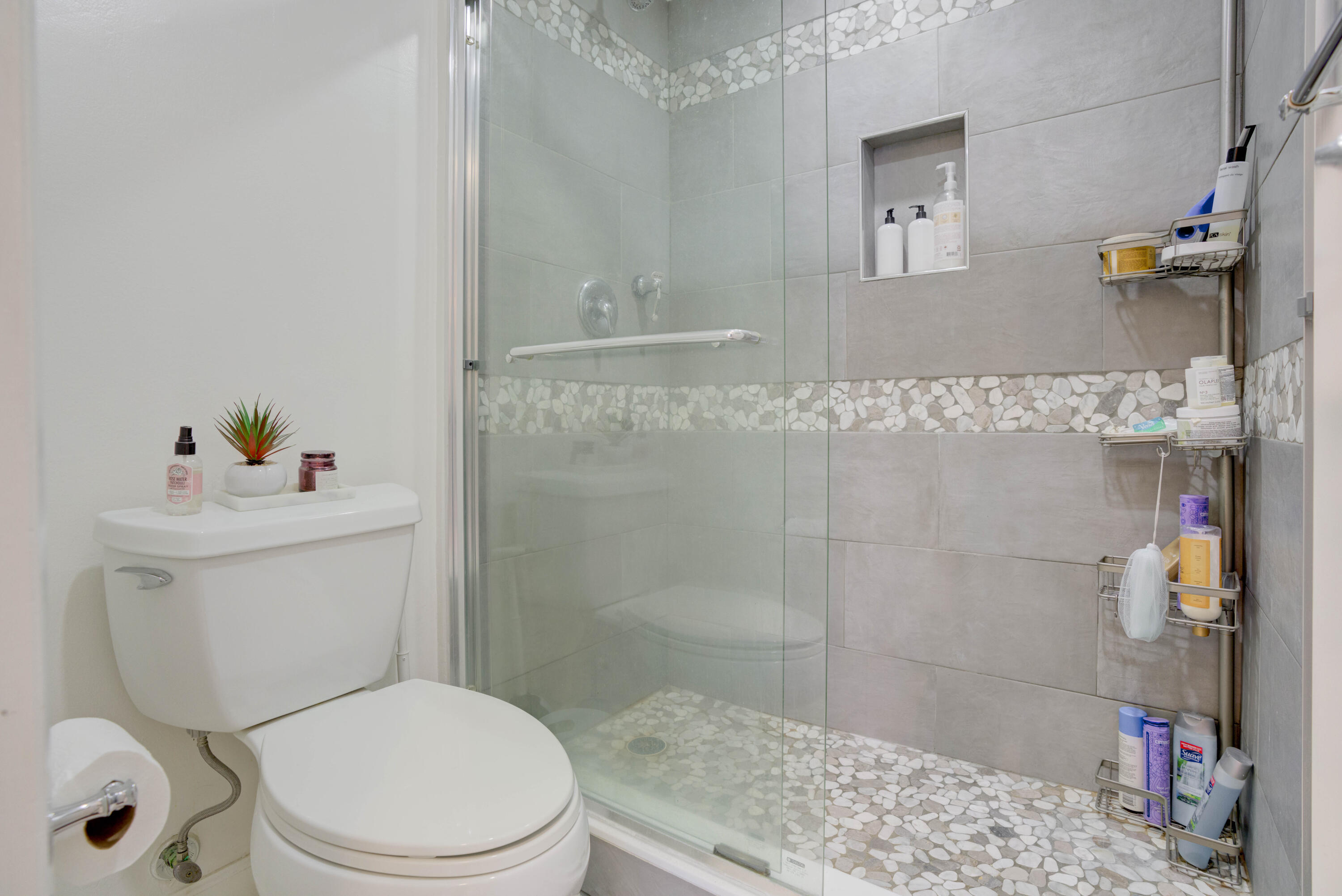 390 GOLFVIEW #B, North Palm Beach FL 33408