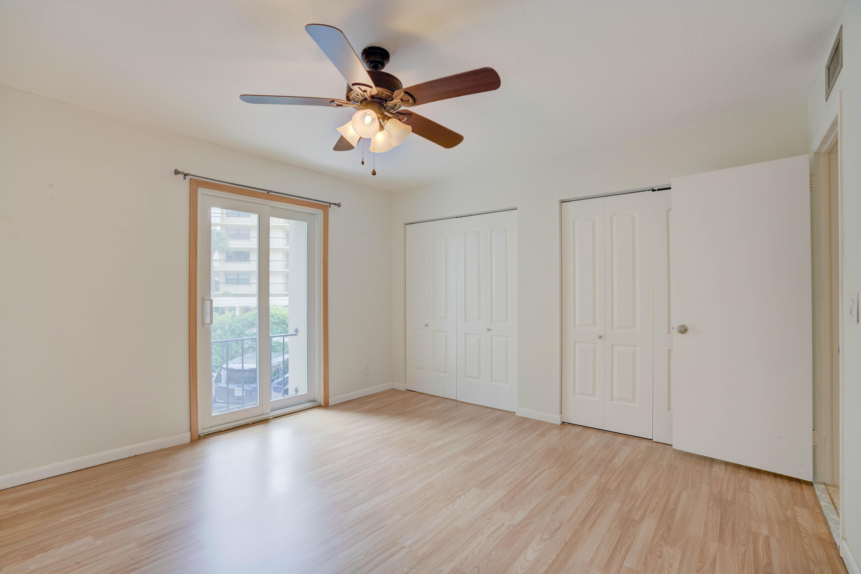 390 GOLFVIEW #B, North Palm Beach FL 33408