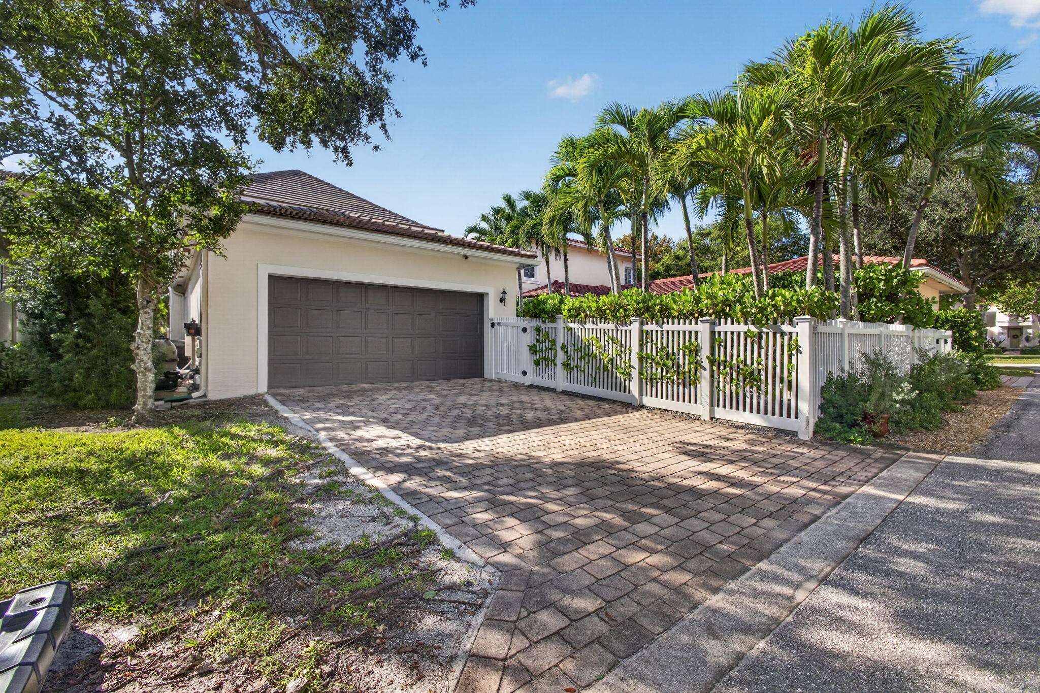 143 Killarney, Jupiter FL 33458