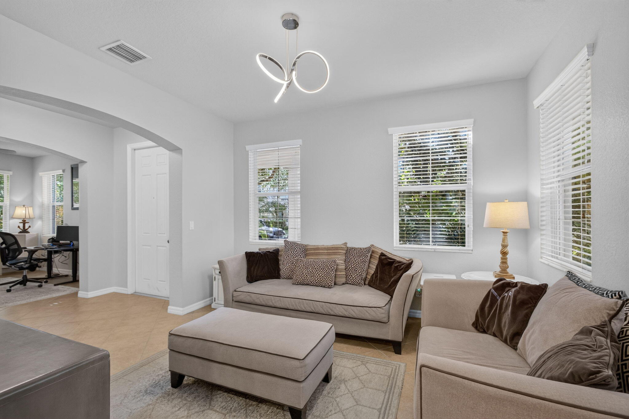 143 Killarney, Jupiter FL 33458