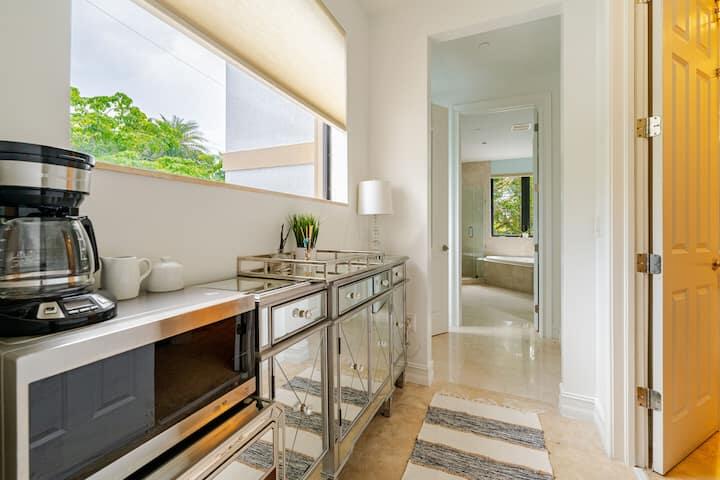 540 NE 17TH, Fort Lauderdale FL 33301