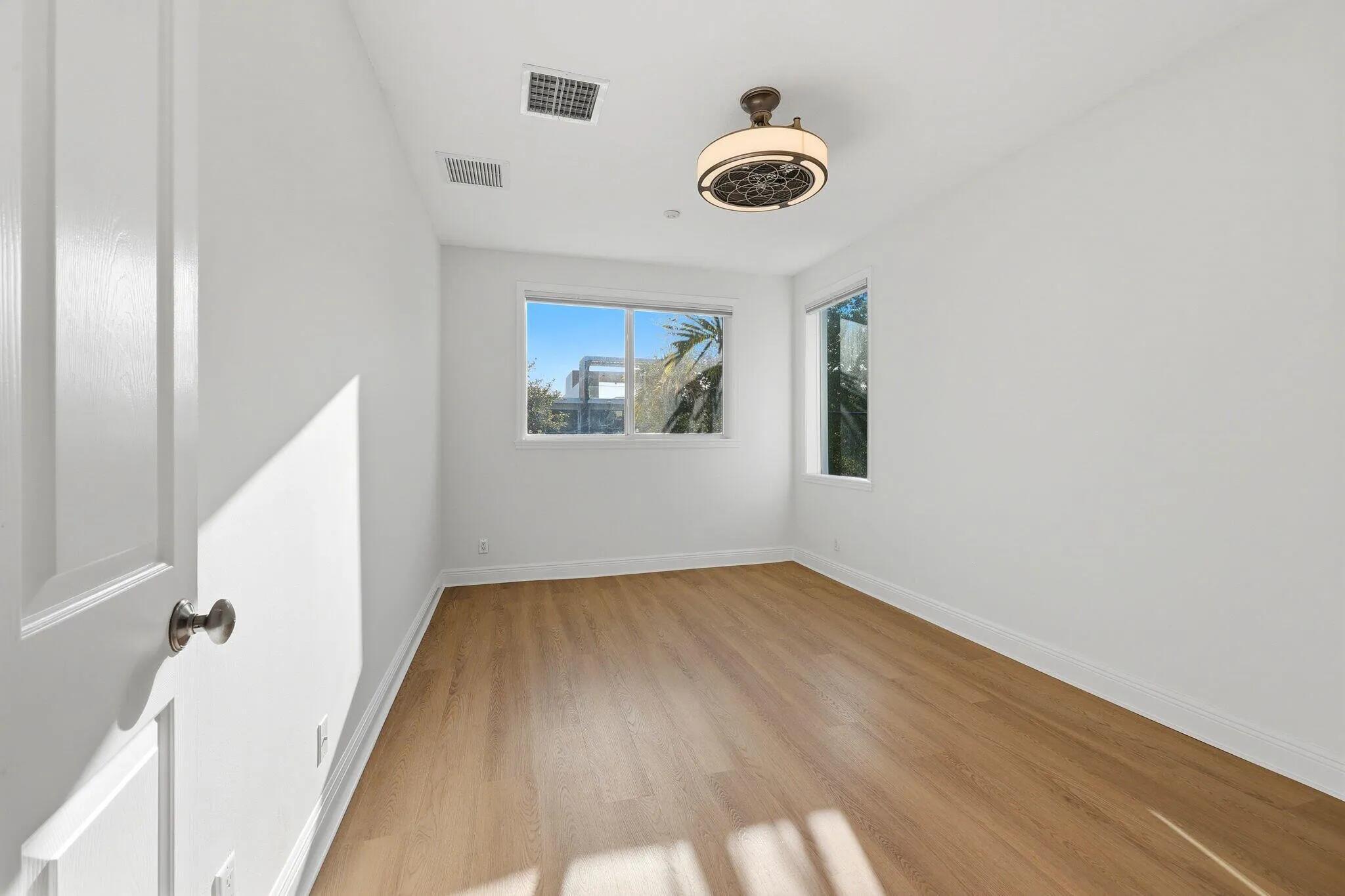 1812 NE 26TH, Fort Lauderdale FL 33305