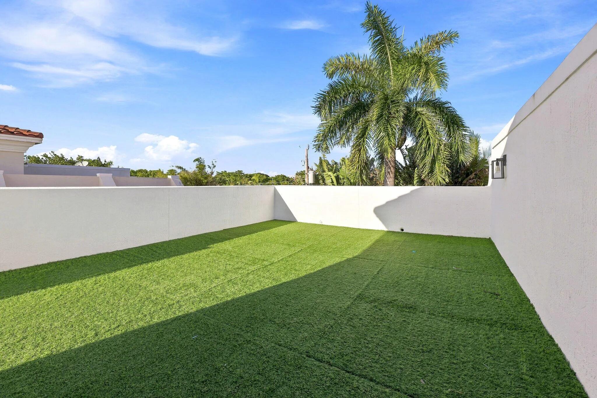 1812 NE 26TH, Fort Lauderdale FL 33305