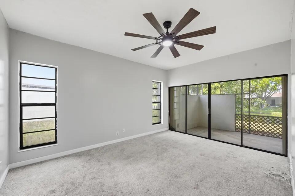 1097 NW 98TH #110, Pembroke Pines FL 33024