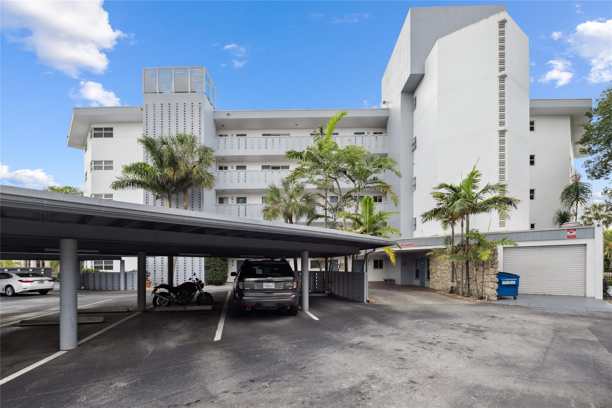 818 SE 4TH #201, Fort Lauderdale FL 33301