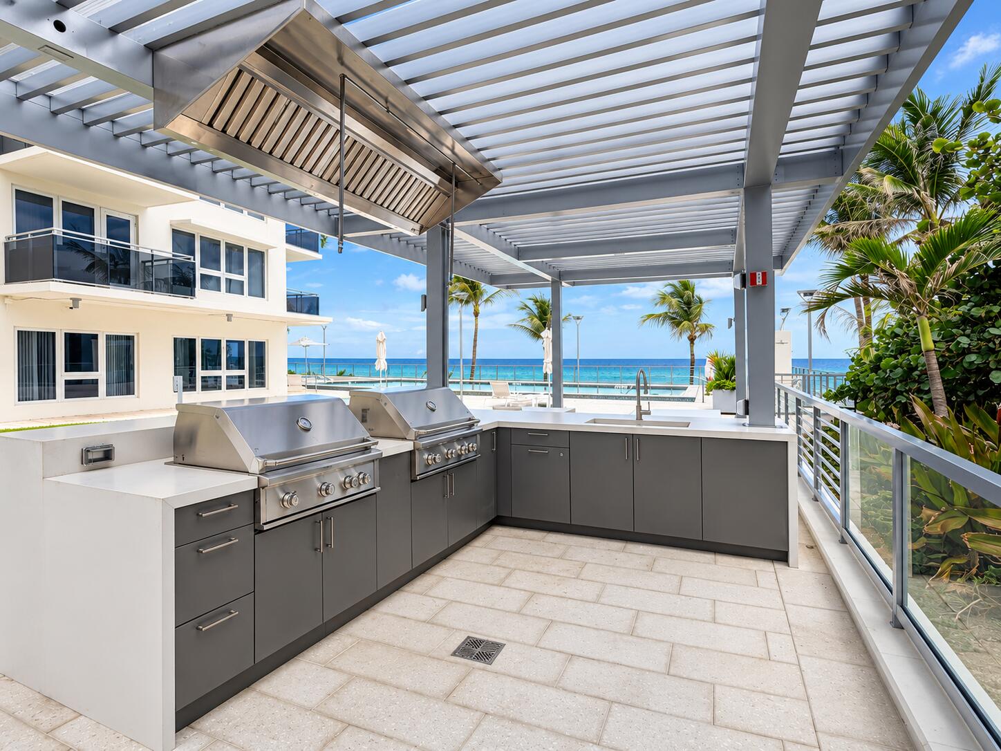 2066 N Ocean #4nw, Boca Raton FL 33431