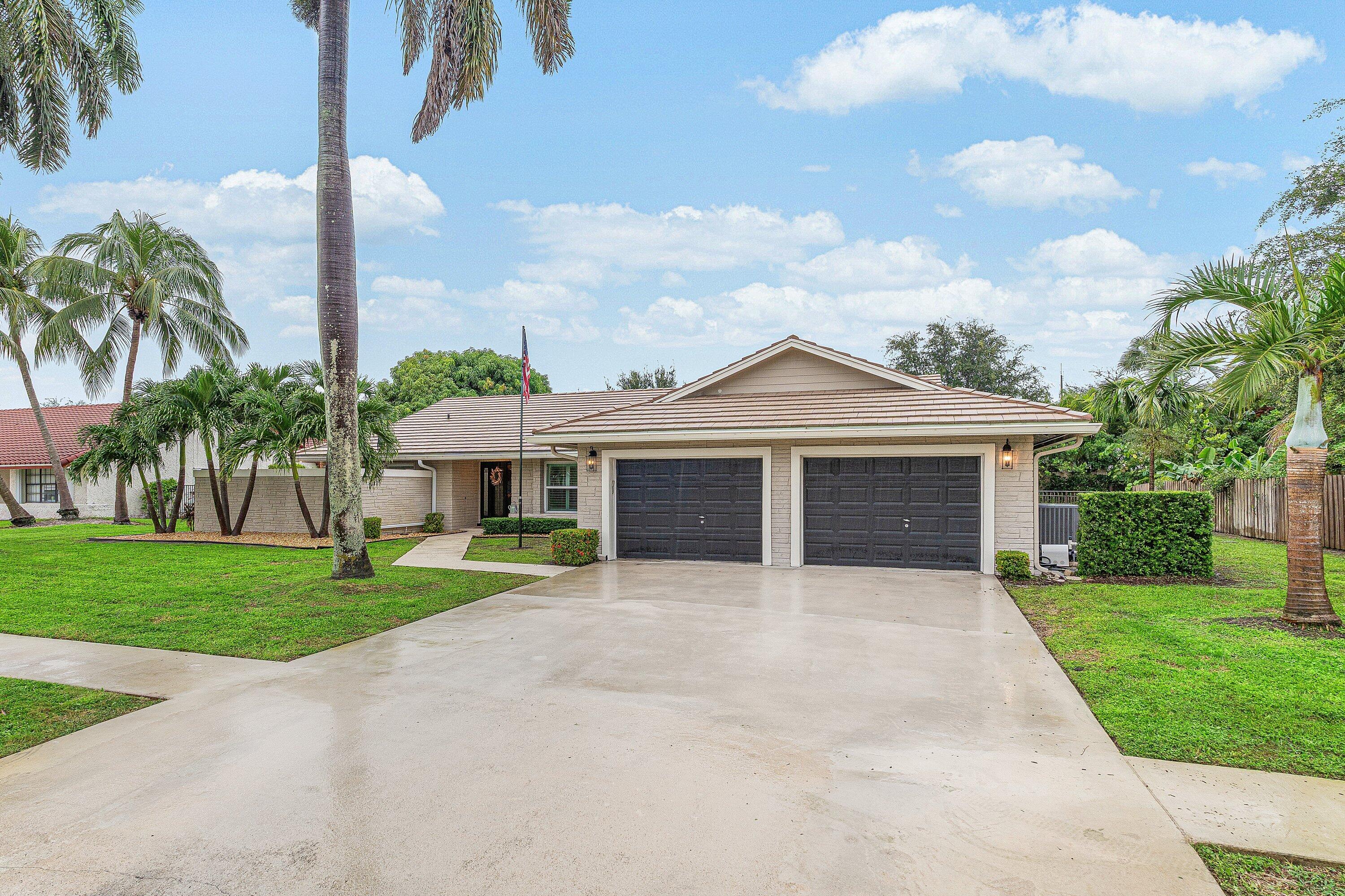 9077 Old Pine, Boca Raton FL 33428