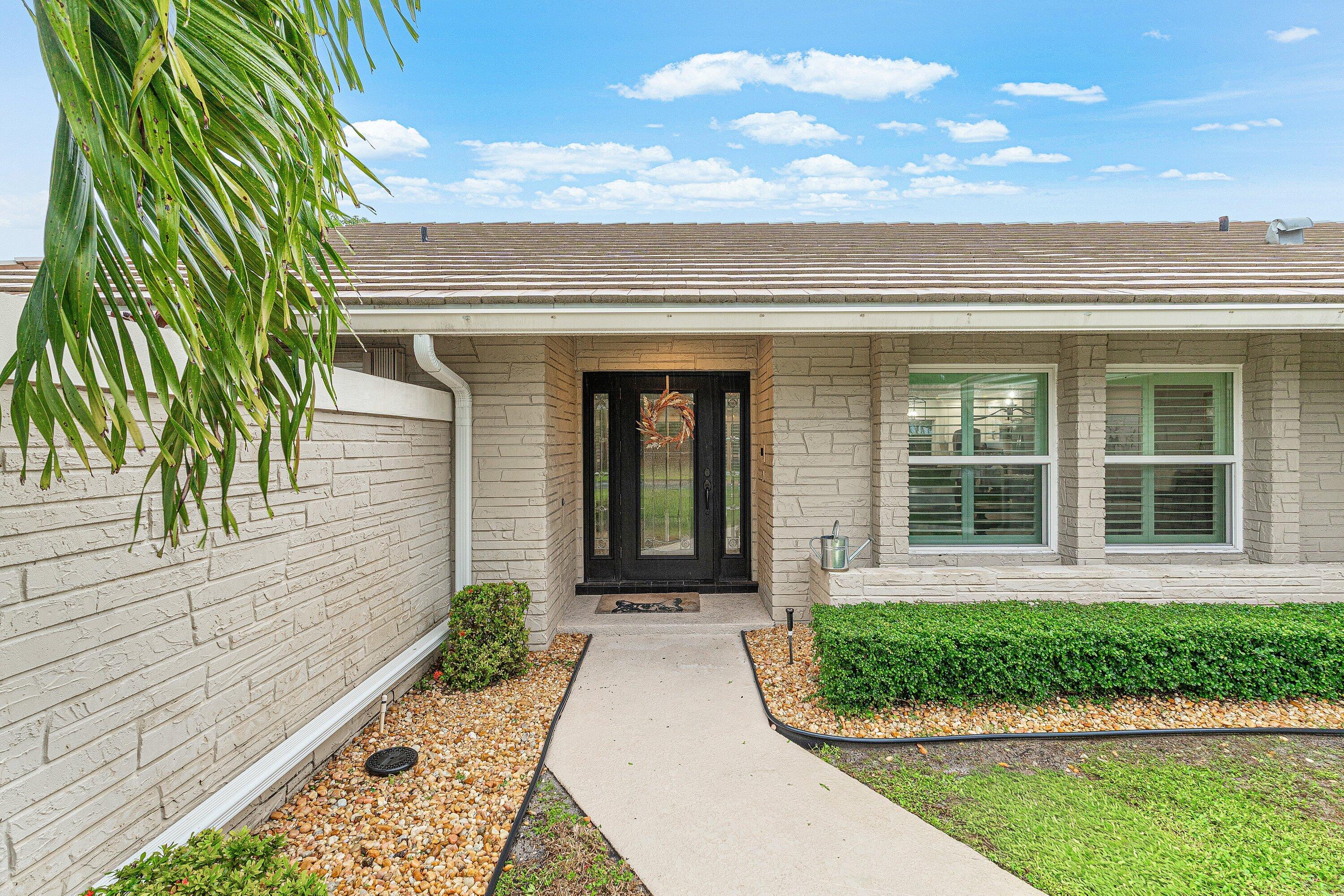 9077 Old Pine, Boca Raton FL 33428