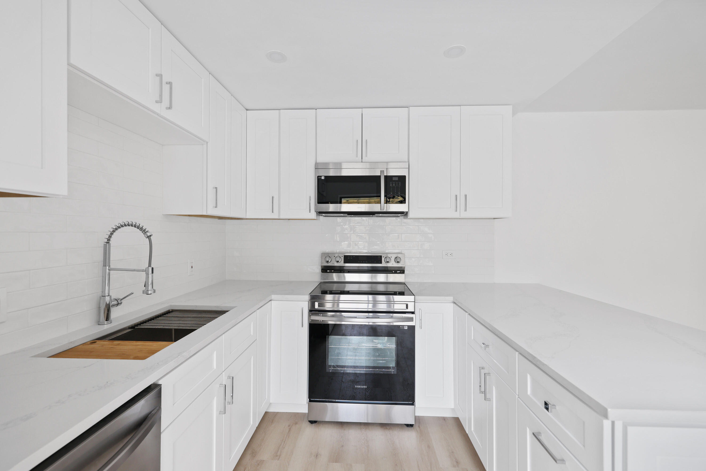 703 7th, Palm Beach Gardens FL 33418