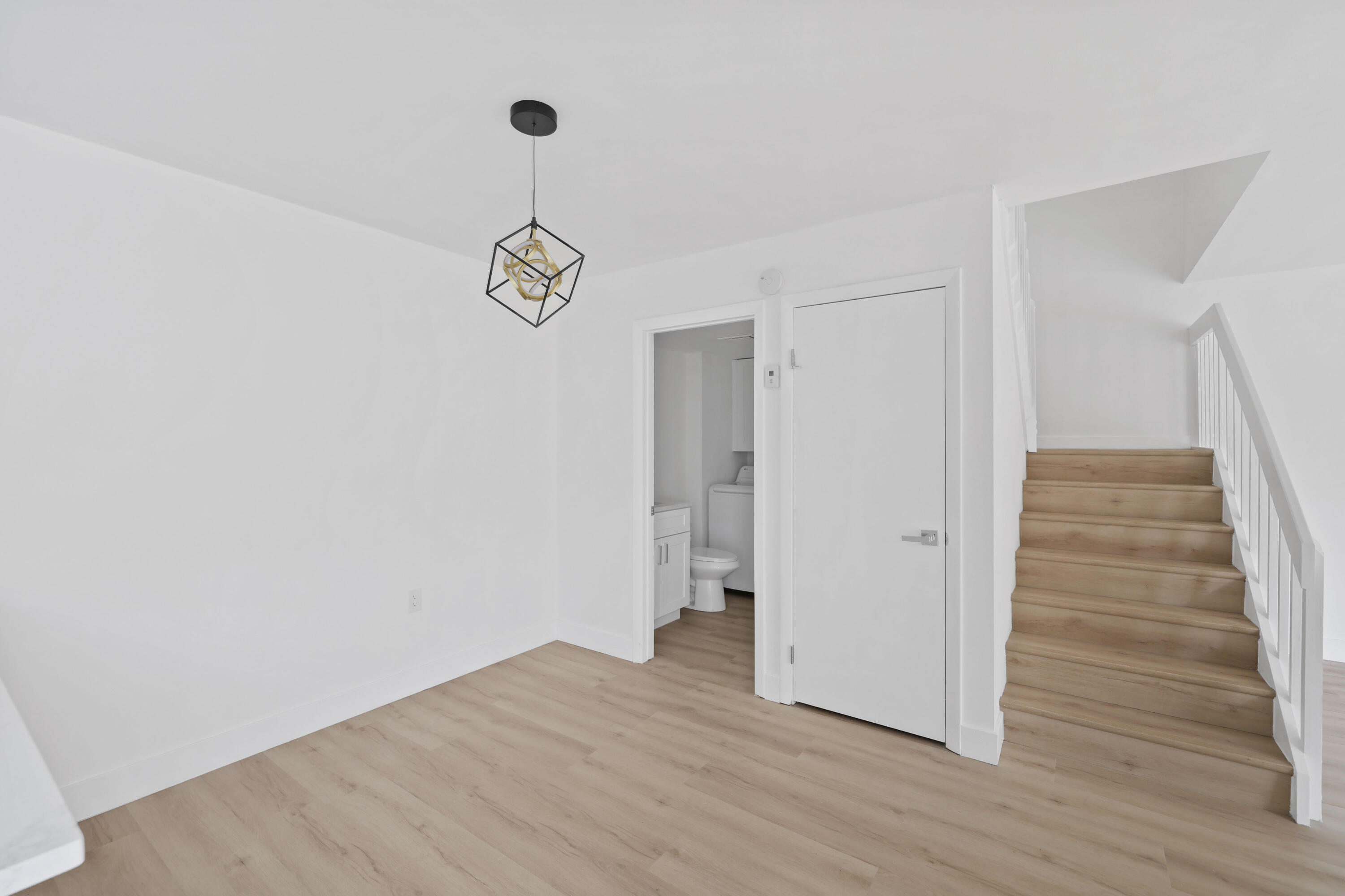 703 7th, Palm Beach Gardens FL 33418