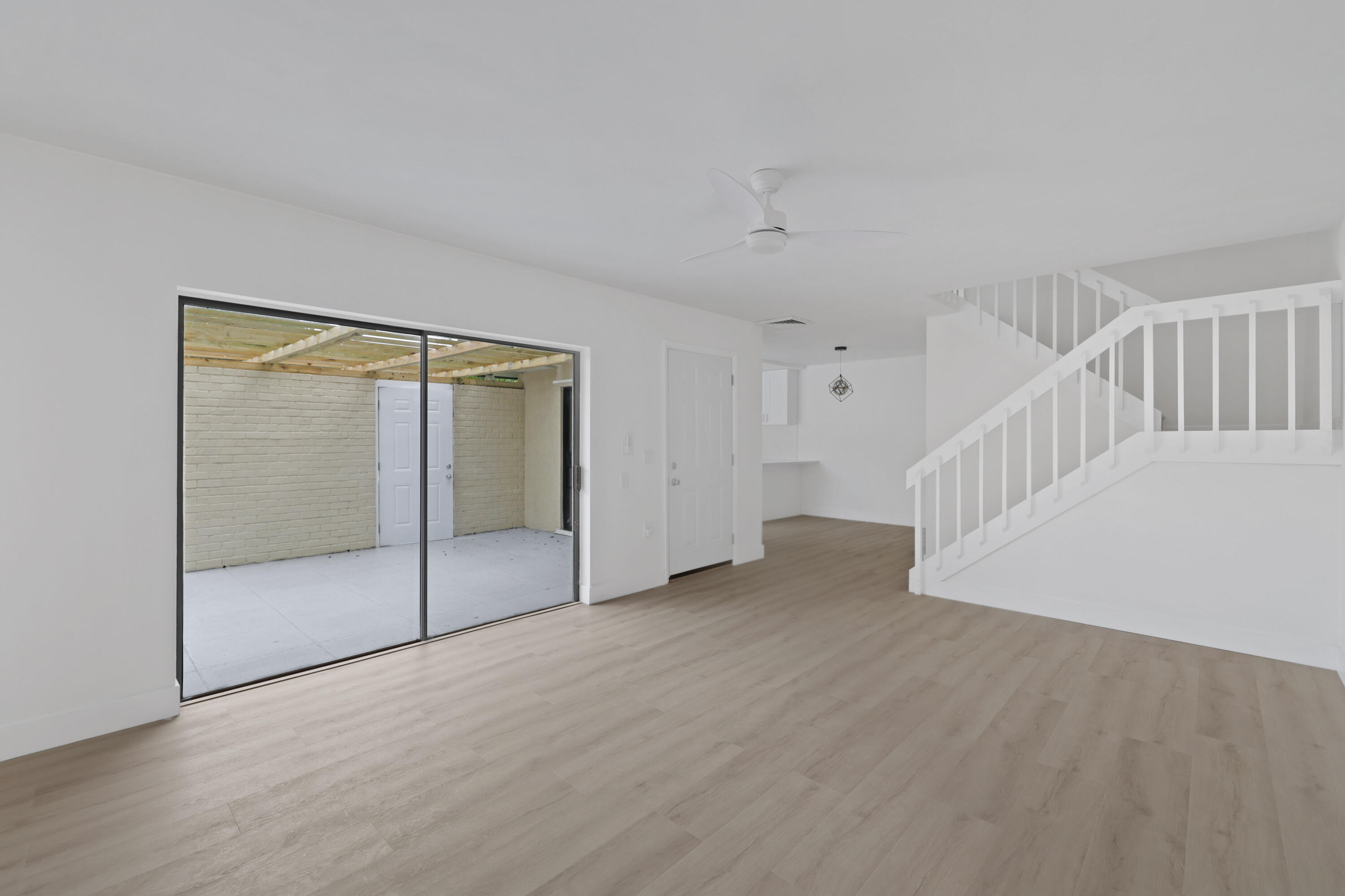 703 7th, Palm Beach Gardens FL 33418