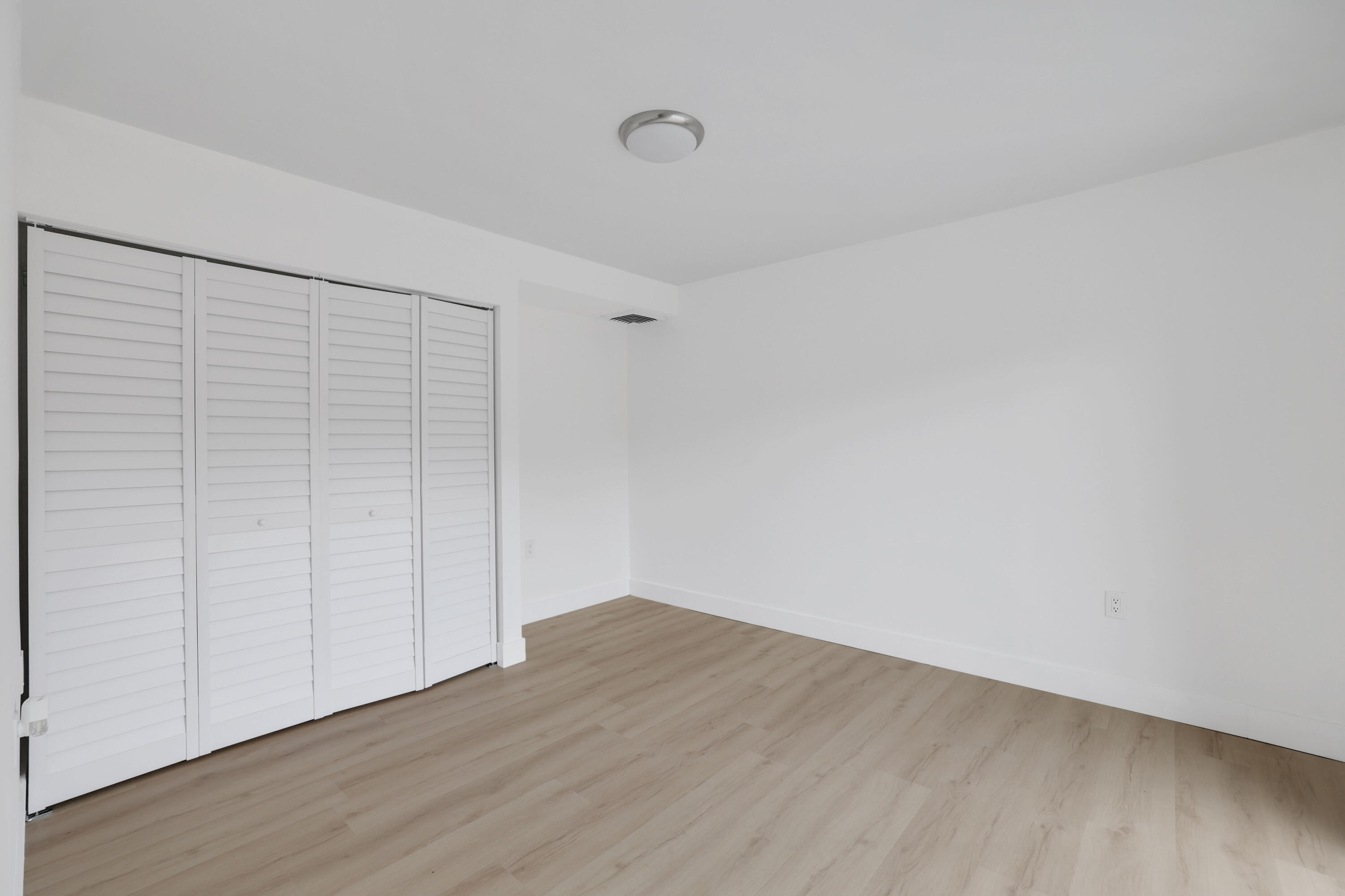 703 7th, Palm Beach Gardens FL 33418
