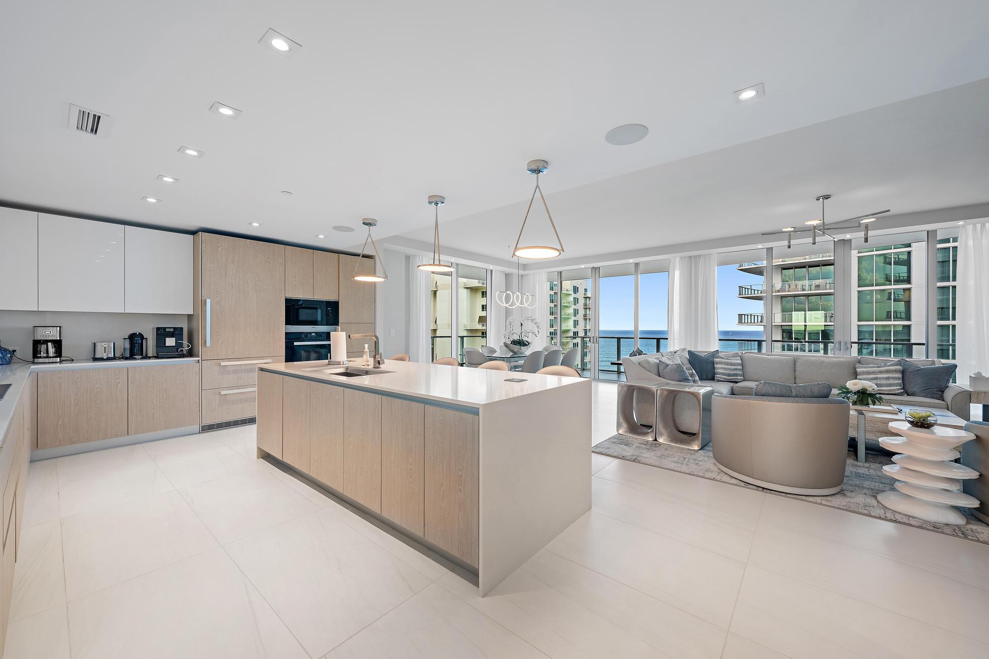 3100 N Ocean #P1602, Riviera Beach FL 33404