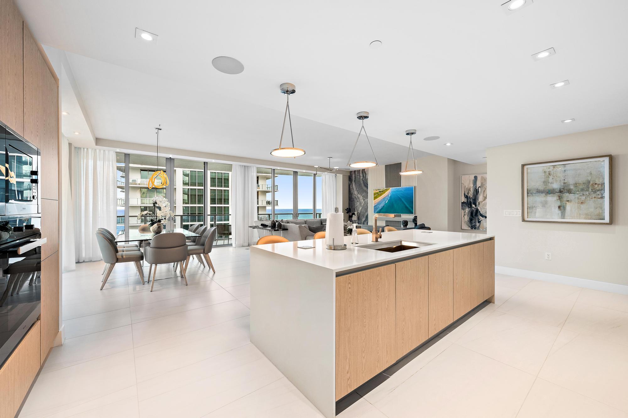 3100 N Ocean #P1602, Riviera Beach FL 33404