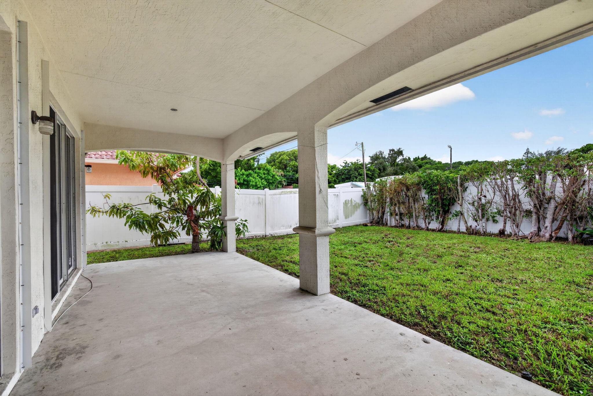900 SE 2ND, Dania Beach FL 33004