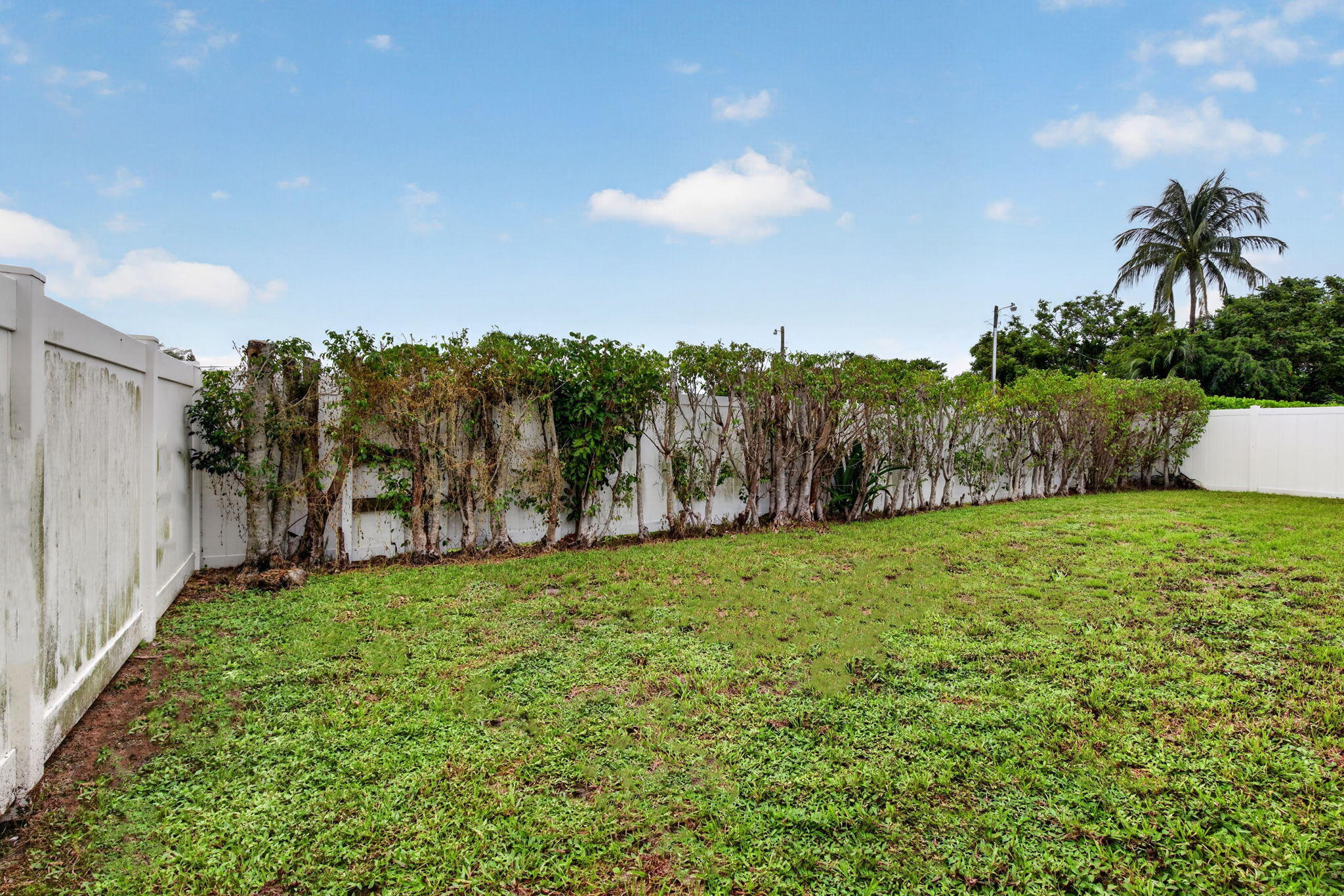 900 SE 2ND, Dania Beach FL 33004
