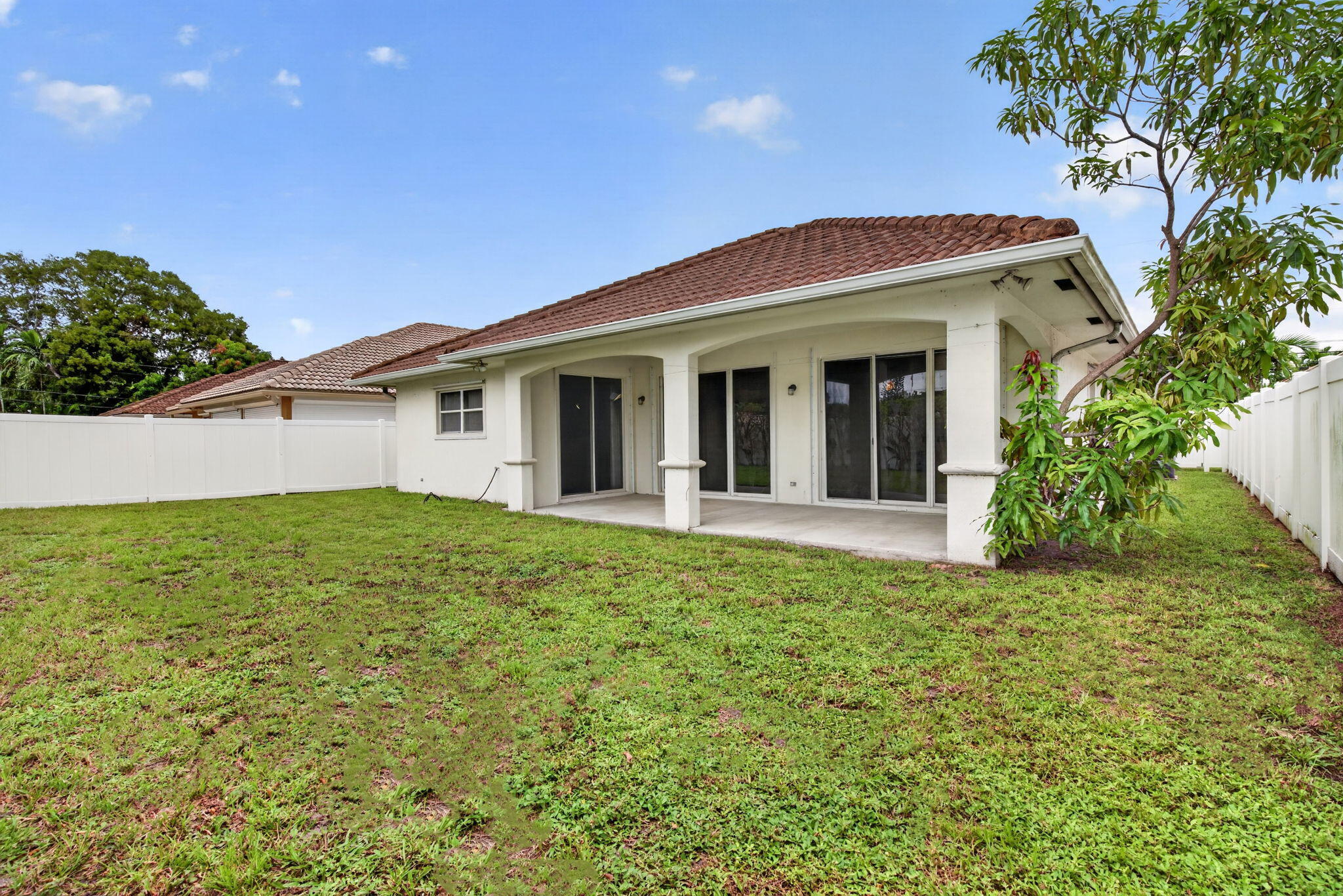 900 SE 2ND, Dania Beach FL 33004