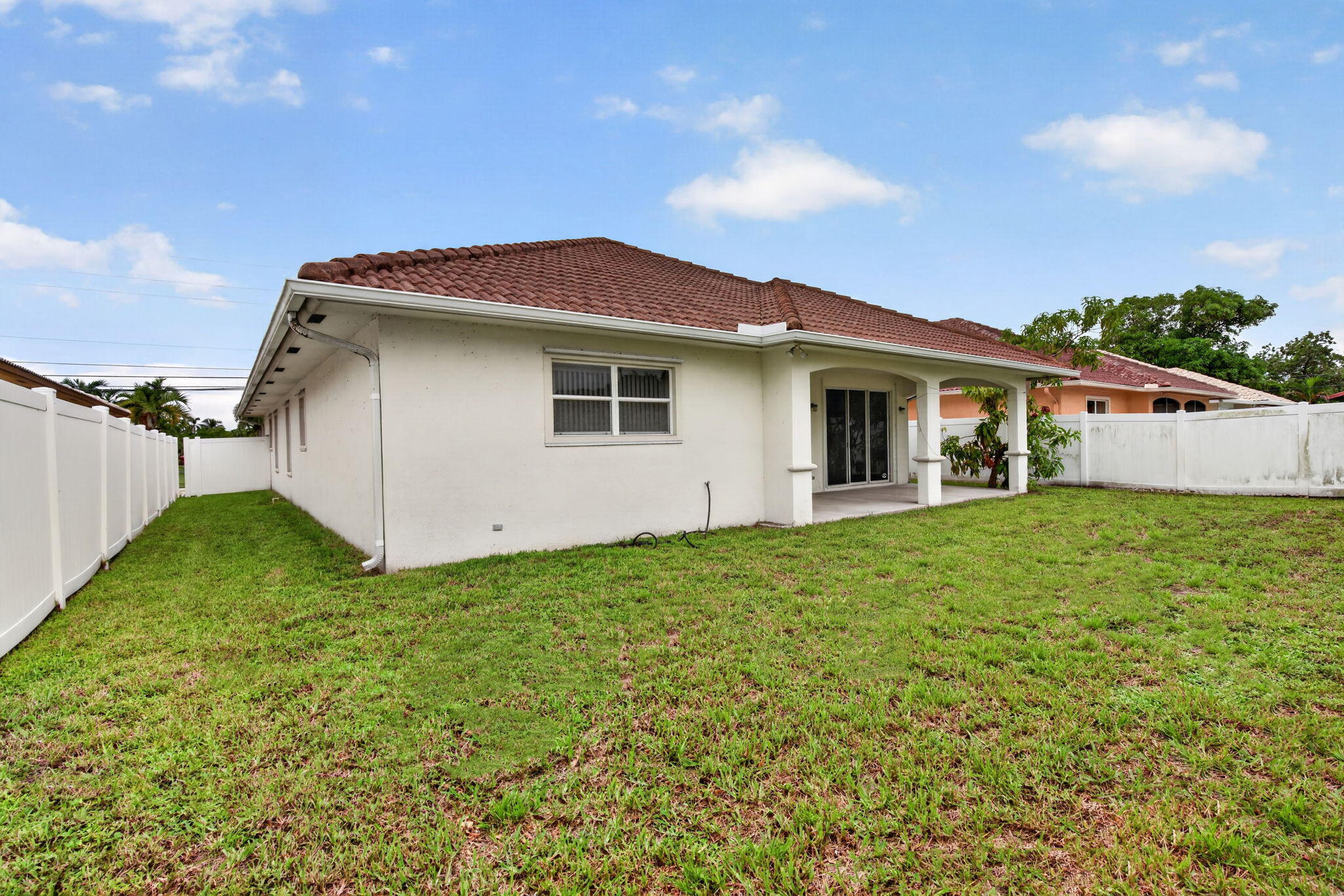 900 SE 2ND, Dania Beach FL 33004