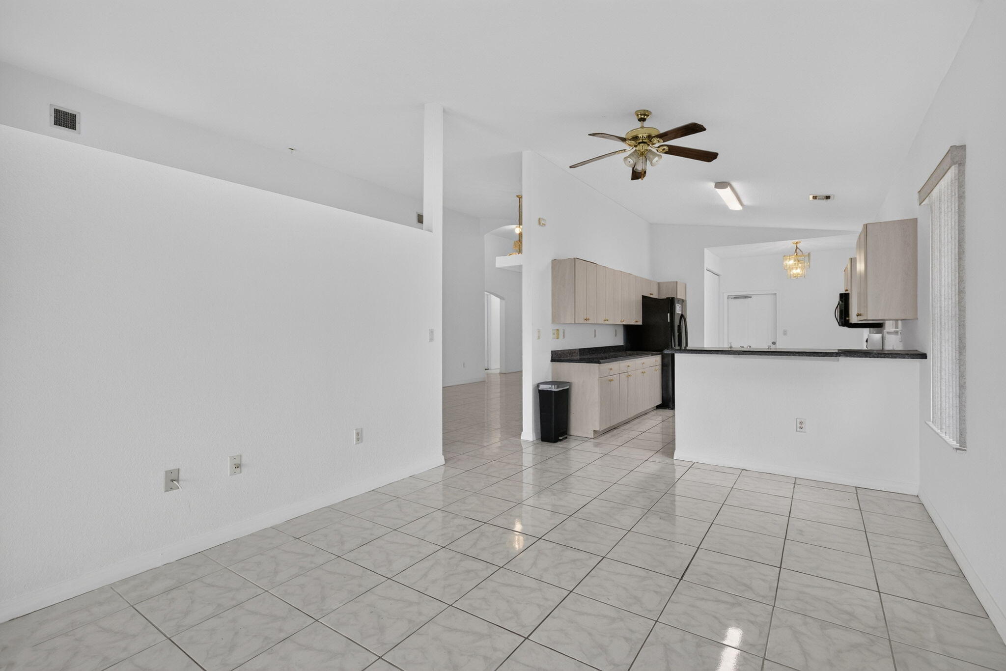 900 SE 2ND, Dania Beach FL 33004