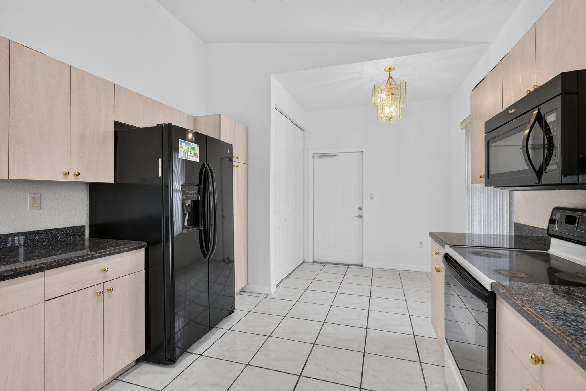 900 SE 2ND, Dania Beach FL 33004
