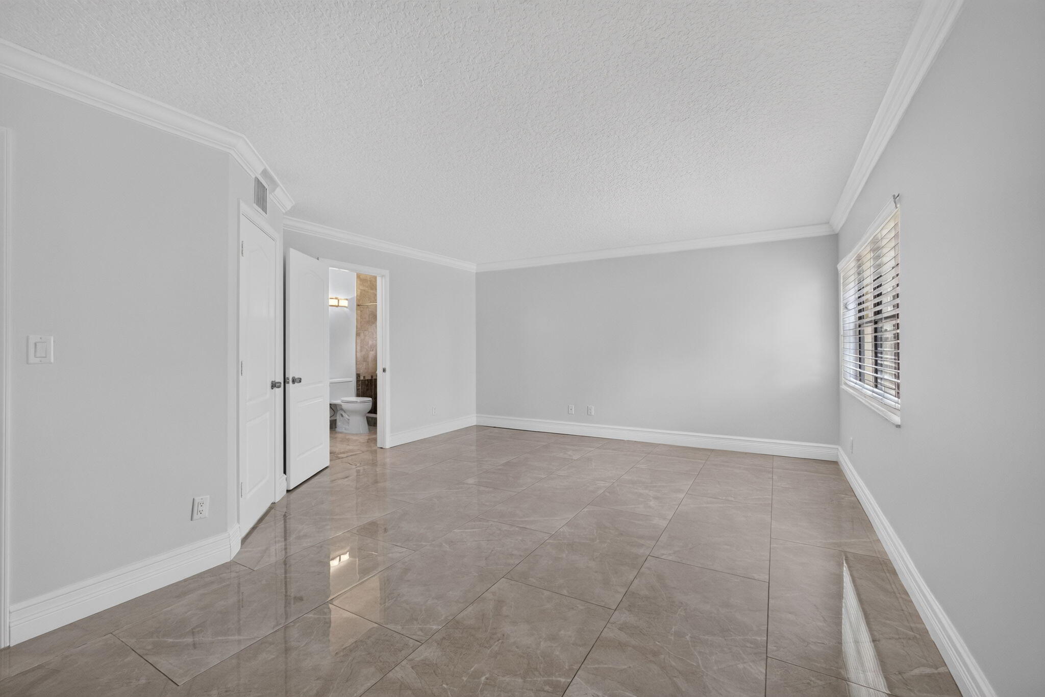 42 Uno Lago, Juno Beach FL 33408