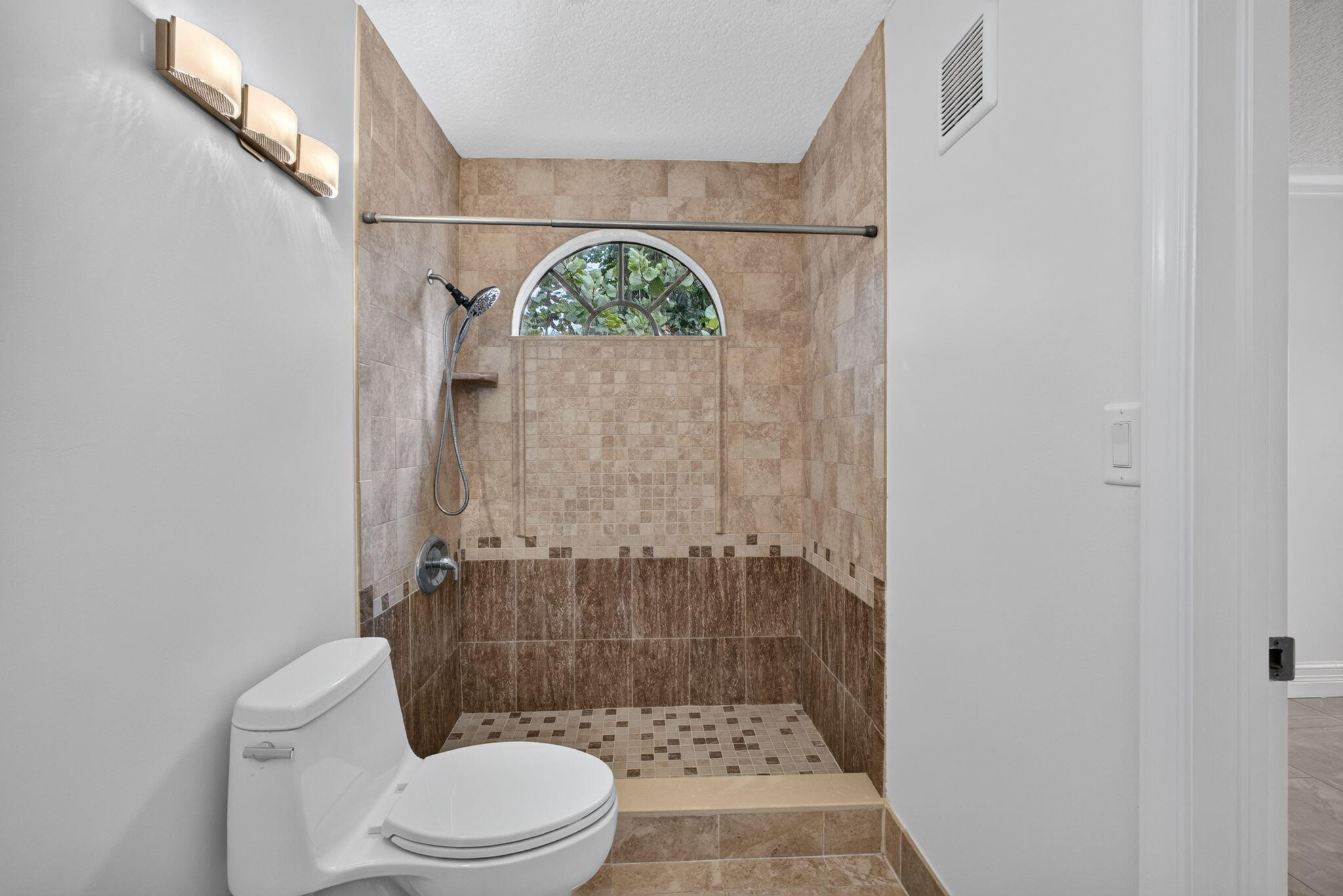 42 Uno Lago, Juno Beach FL 33408