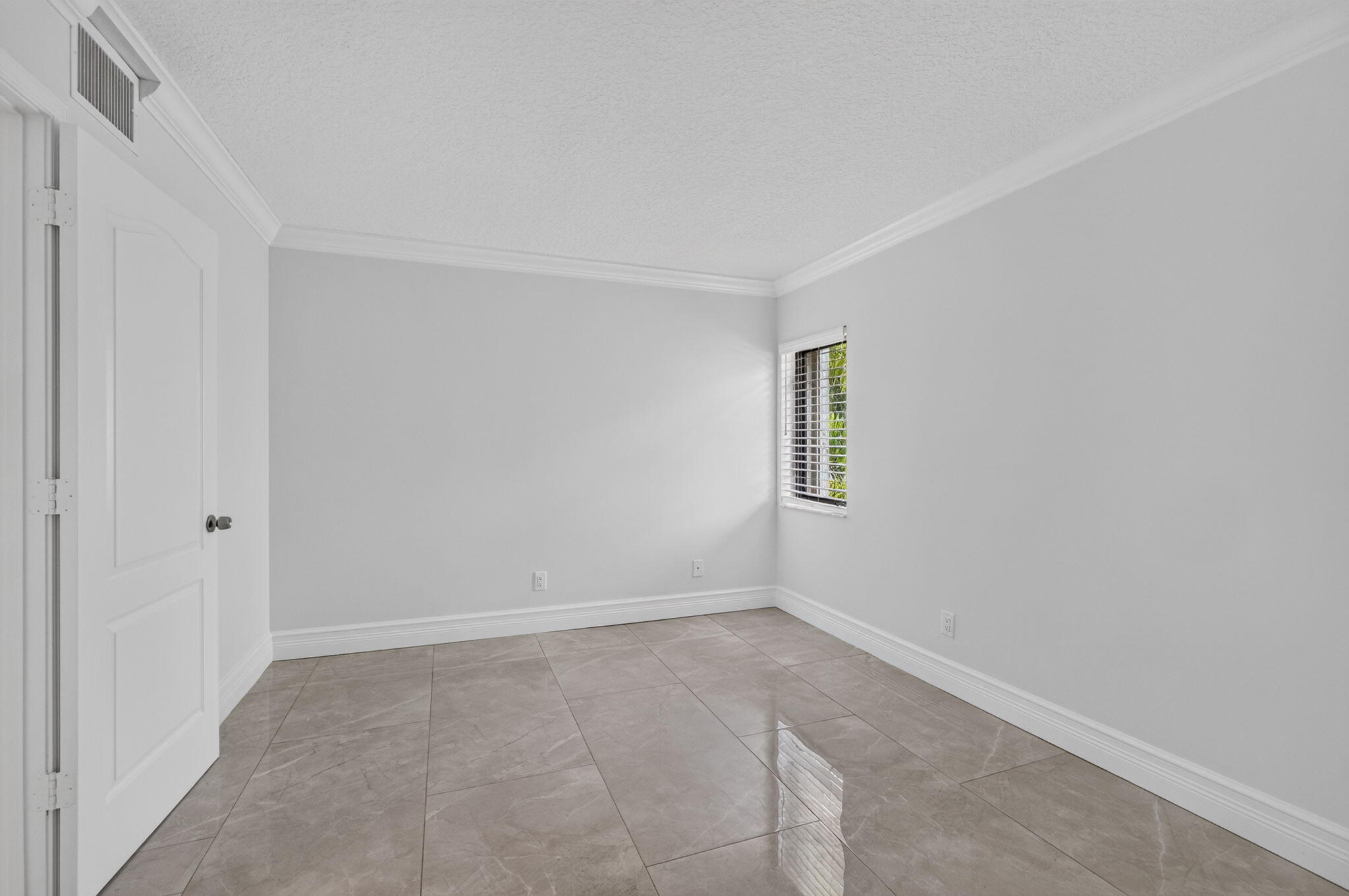 42 Uno Lago, Juno Beach FL 33408