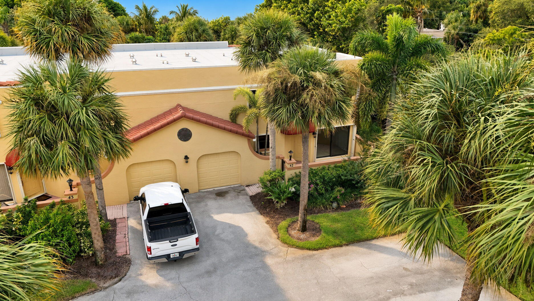 42 Uno Lago, Juno Beach FL 33408