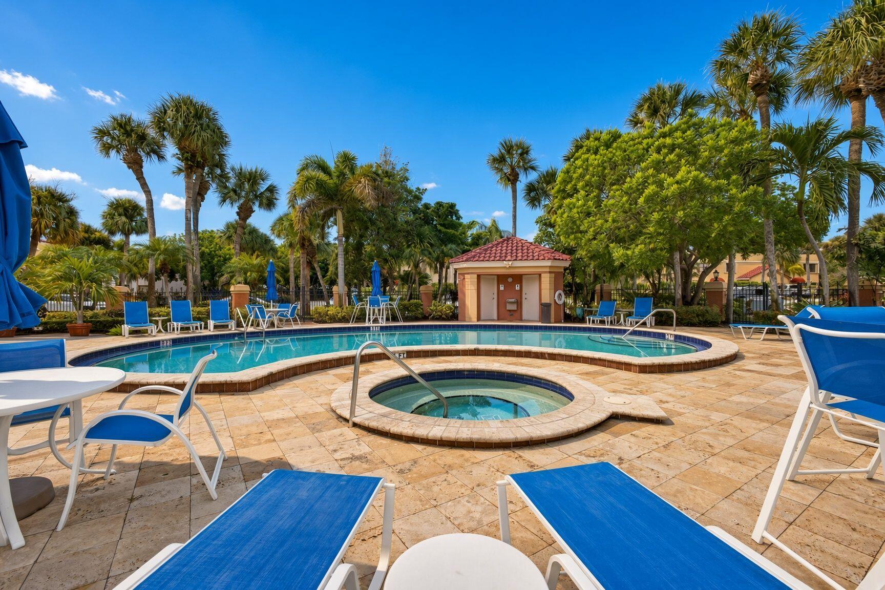 42 Uno Lago, Juno Beach FL 33408