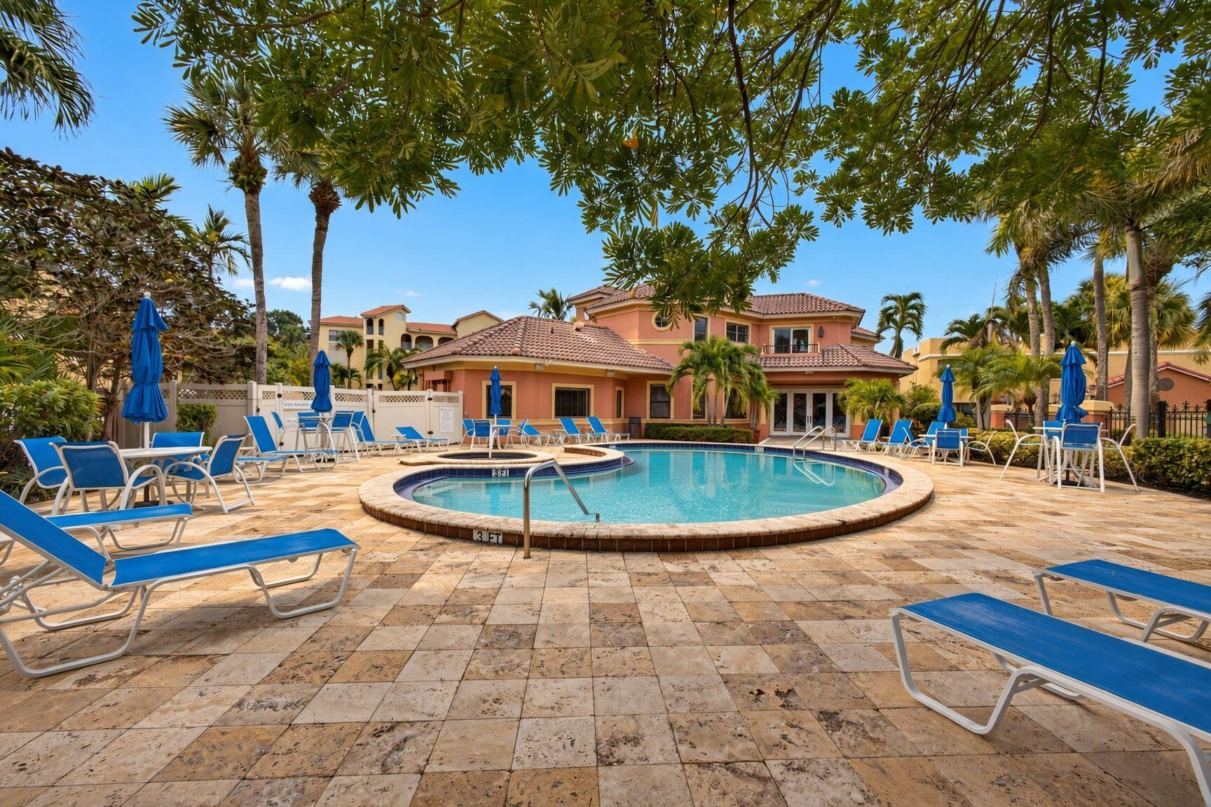 42 Uno Lago, Juno Beach FL 33408