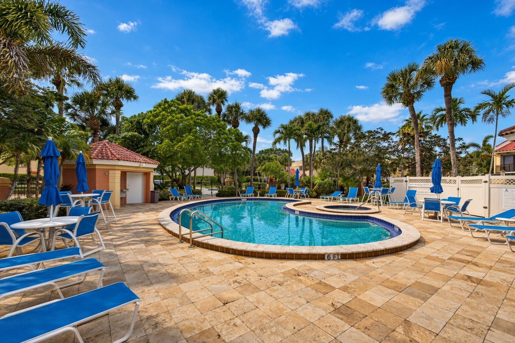 42 Uno Lago, Juno Beach FL 33408