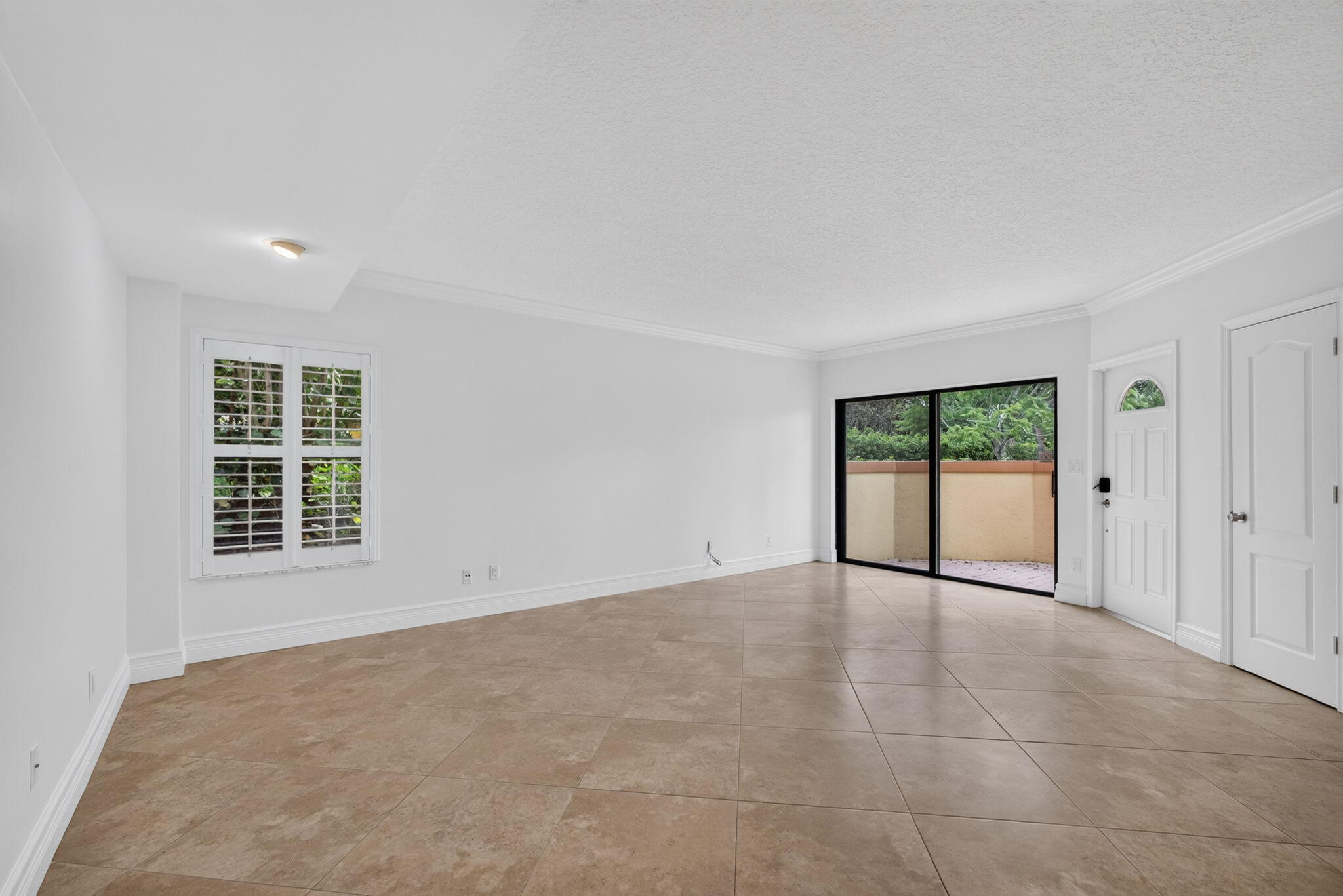 42 Uno Lago, Juno Beach FL 33408