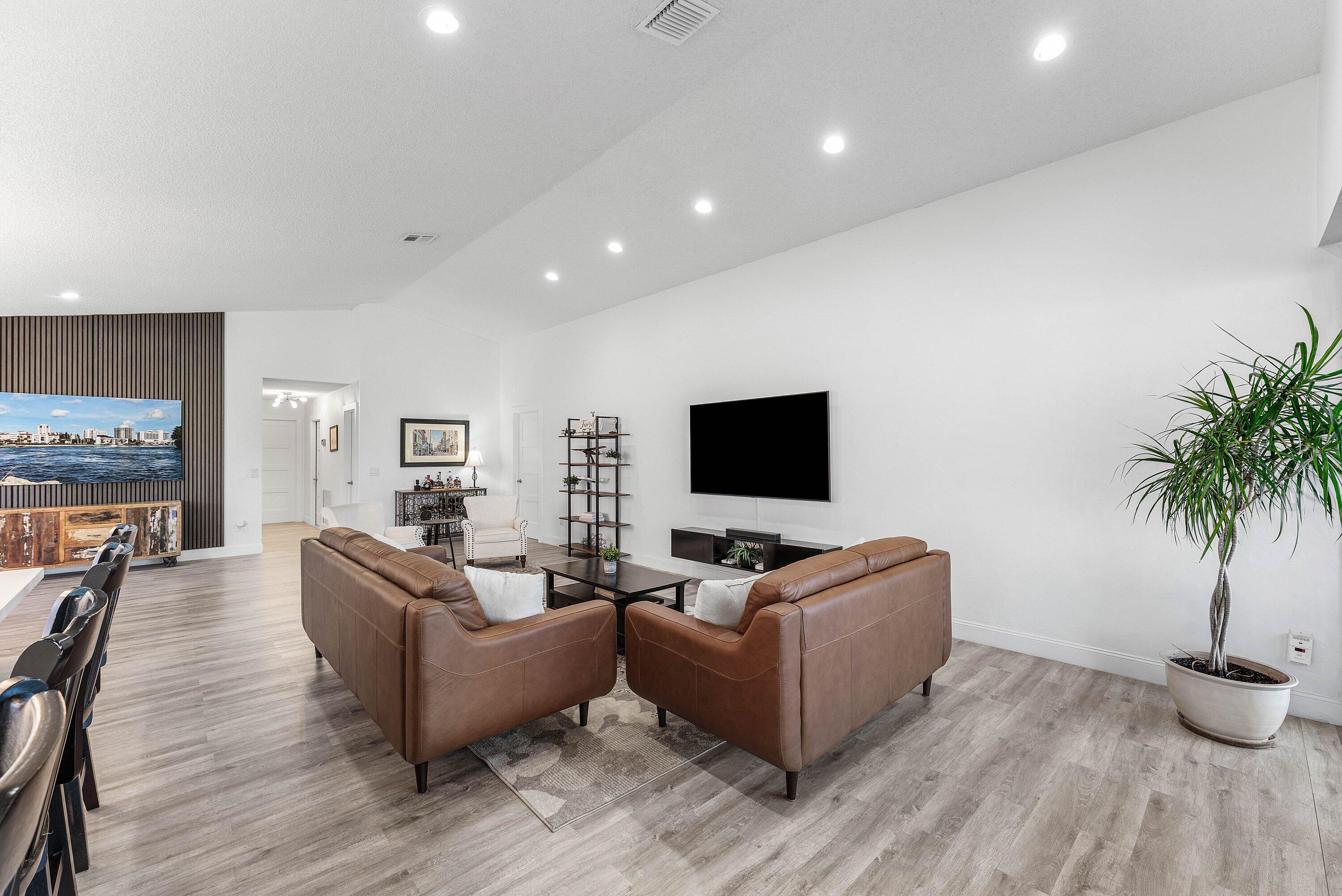 11074 HIGHLAND, Boca Raton FL 33428