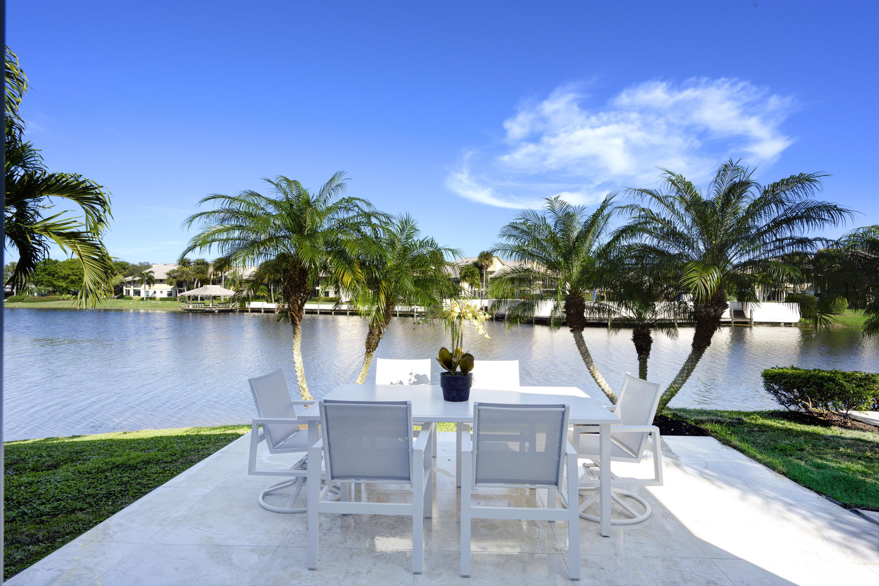17080 Crossgate, Jupiter FL 33477