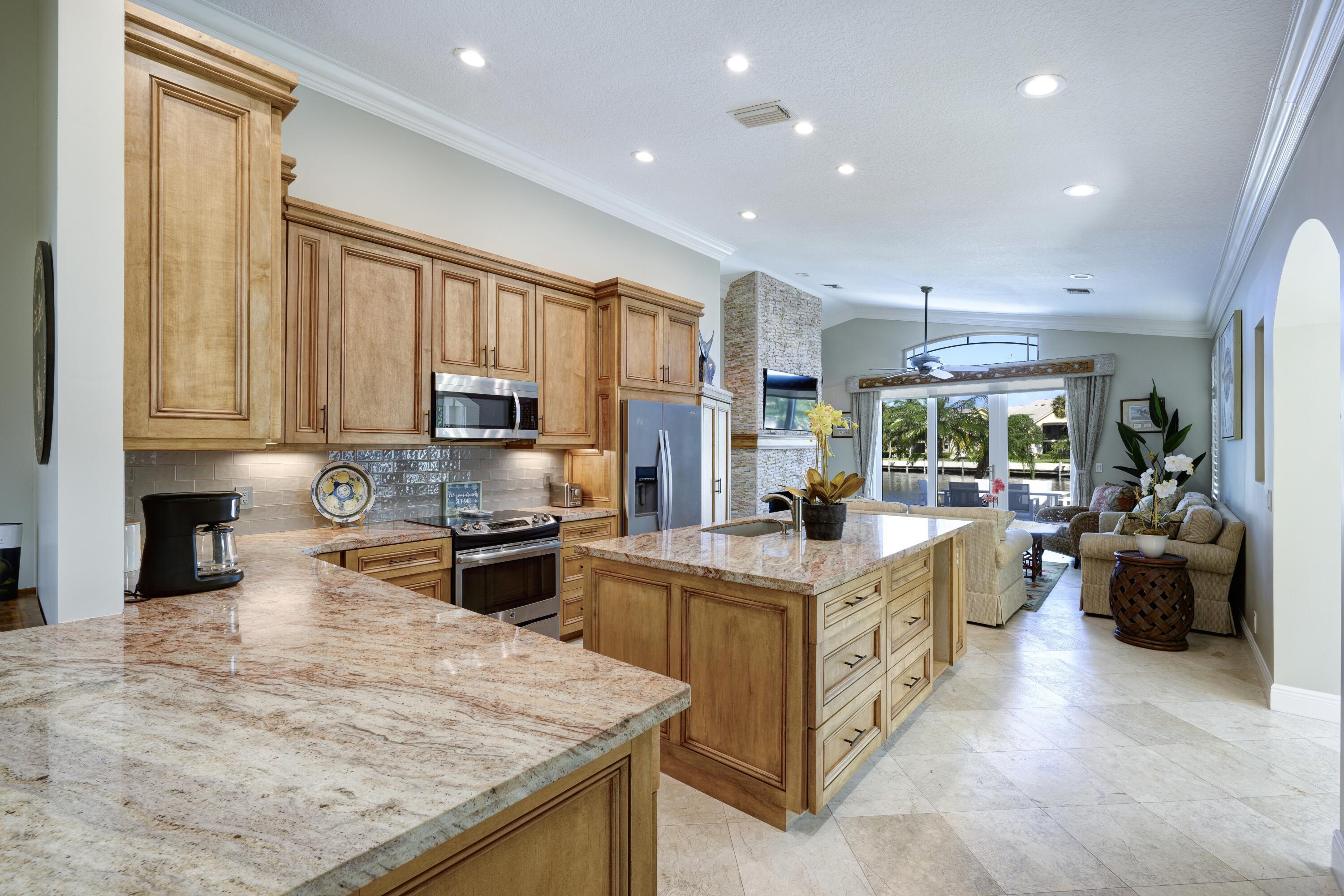 17080 Crossgate, Jupiter FL 33477