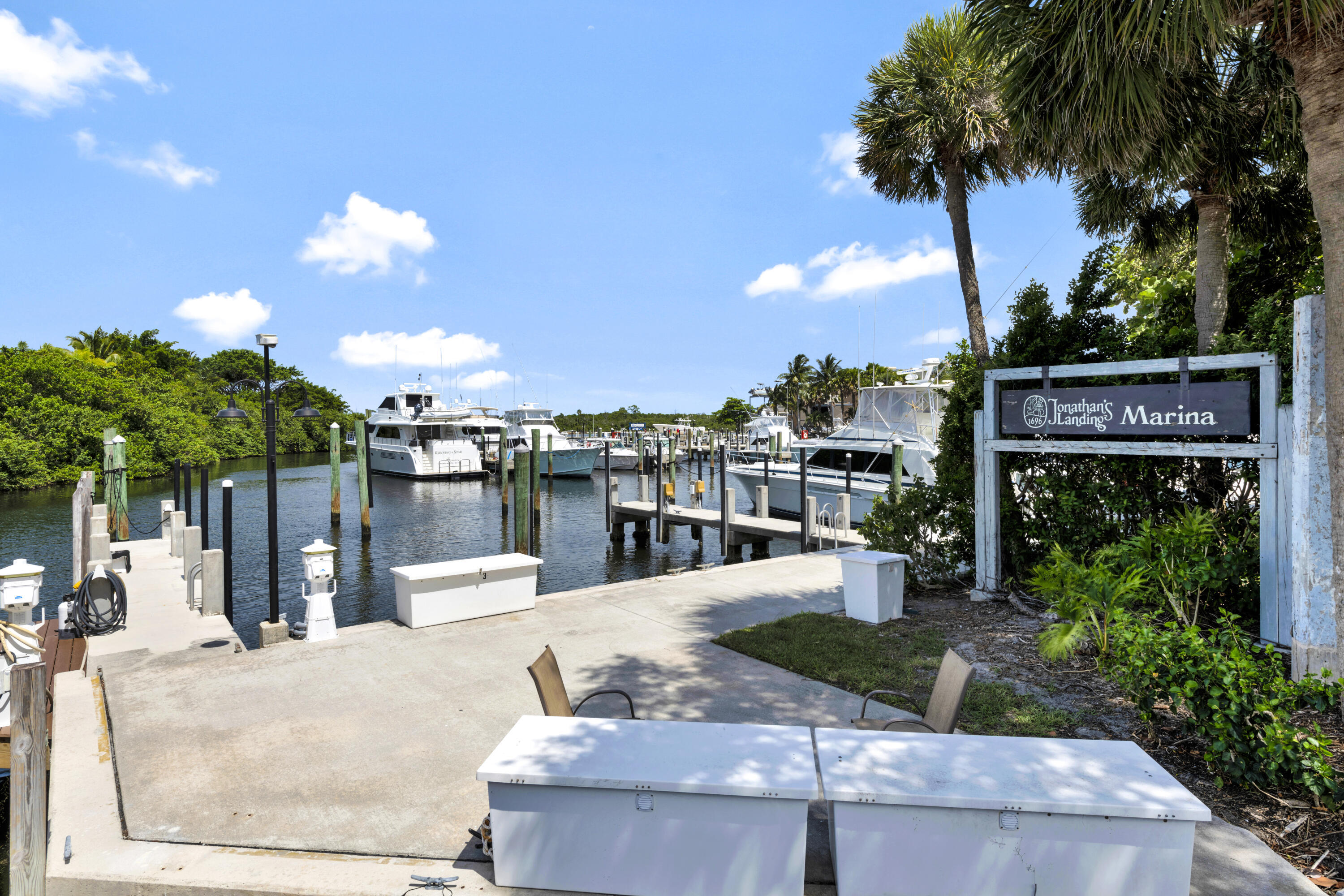 17080 Crossgate, Jupiter FL 33477
