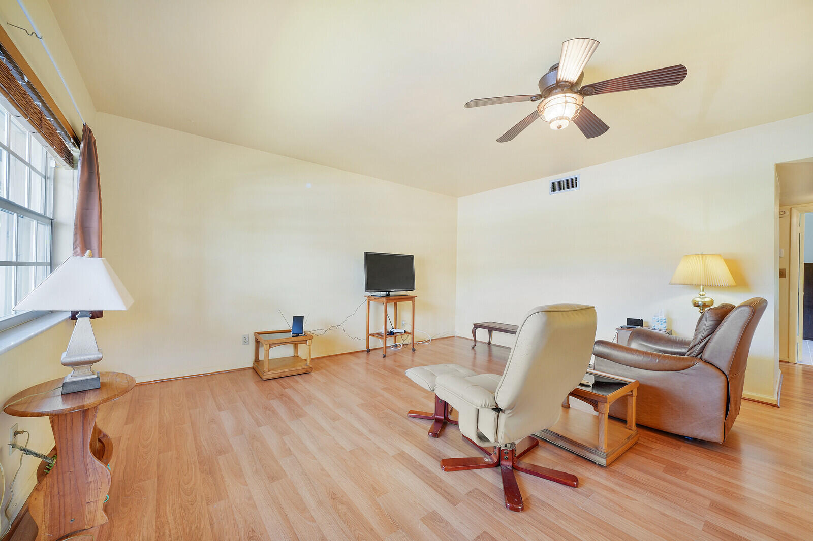1990 NE 33RD #3, Lighthouse Point FL 33064