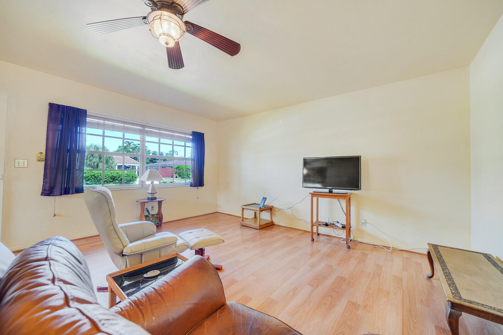 1990 NE 33RD #3, Lighthouse Point FL 33064