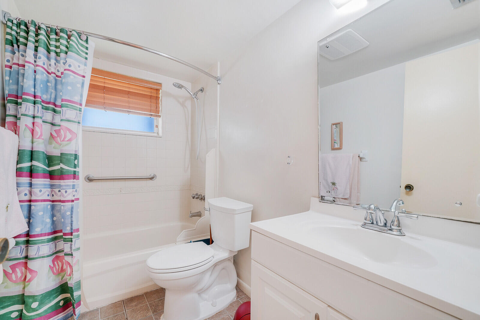 1990 NE 33RD #3, Lighthouse Point FL 33064