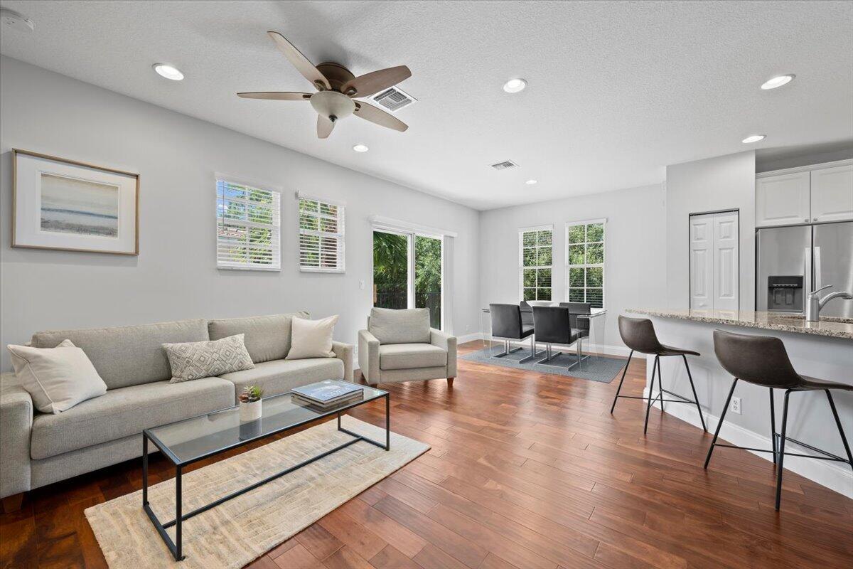 209 Evergrene, Palm Beach Gardens FL 33410