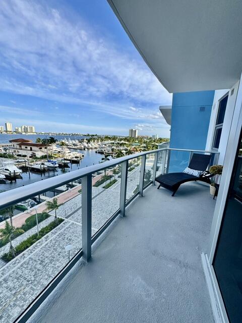 220 Lake Shore #503, Lake Park FL 33403