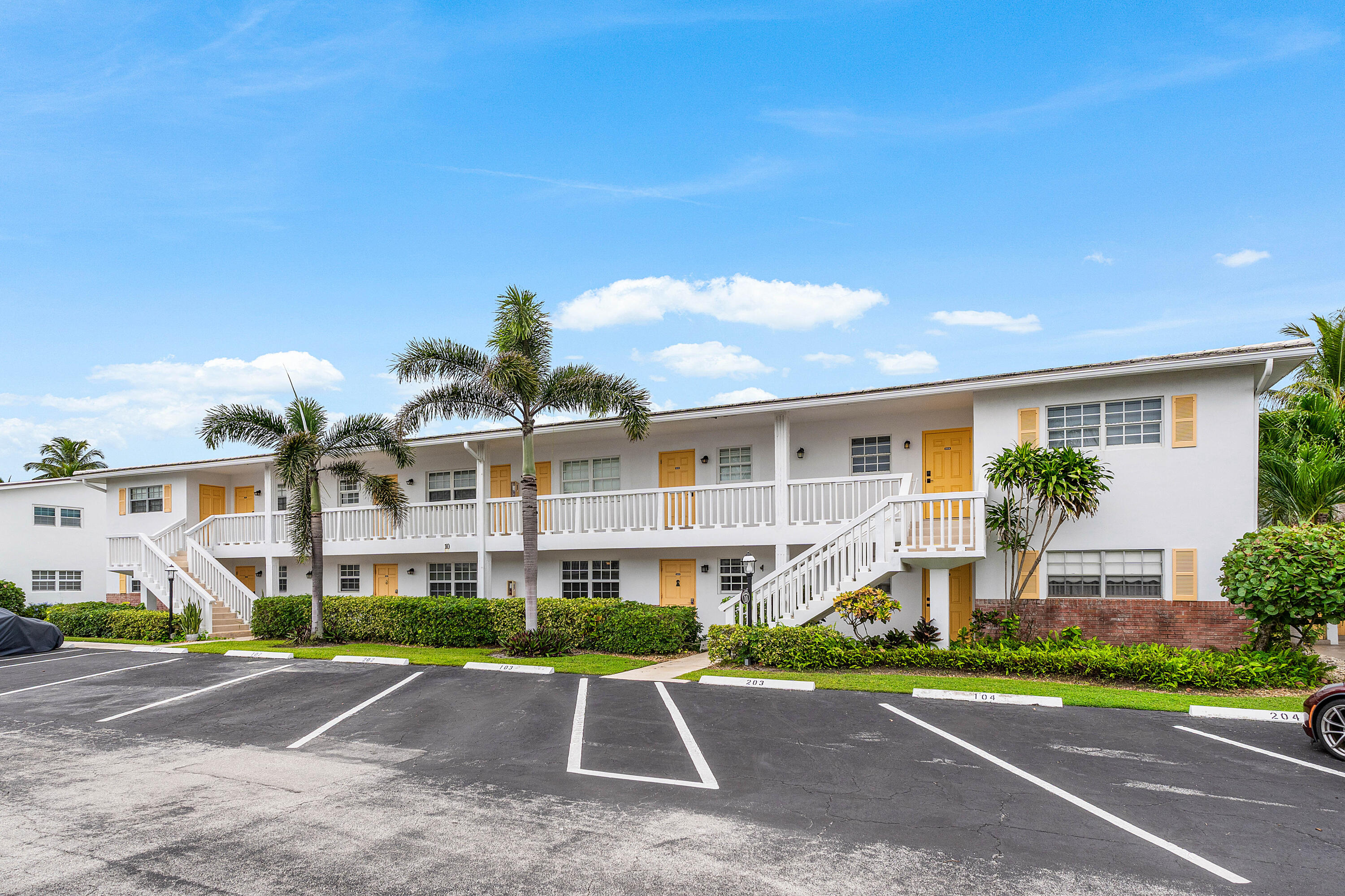 5505 N Ocean #10-103, Ocean Ridge FL 33435