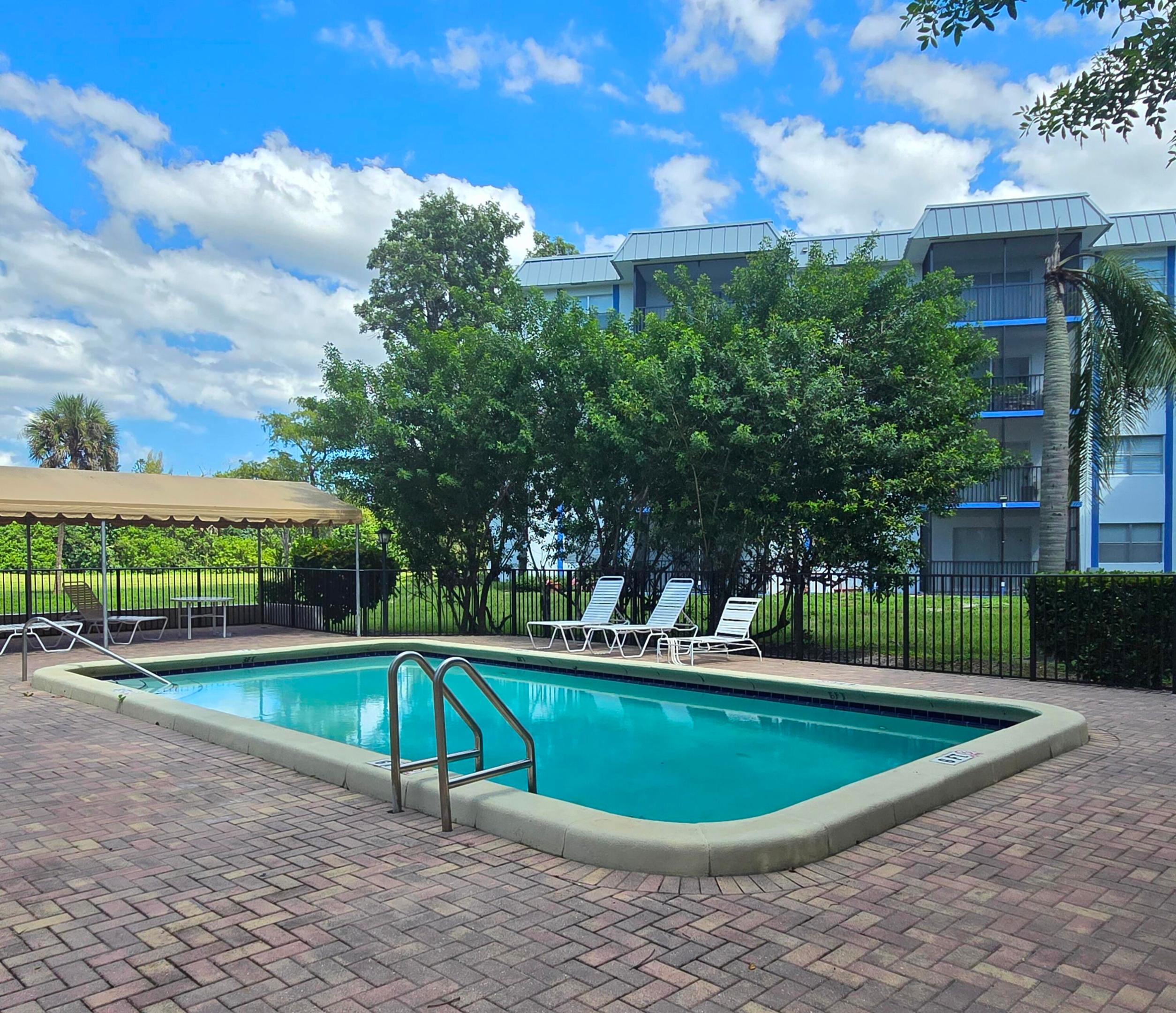 6061 N FALLS CIR #214, Lauderhill FL 33319