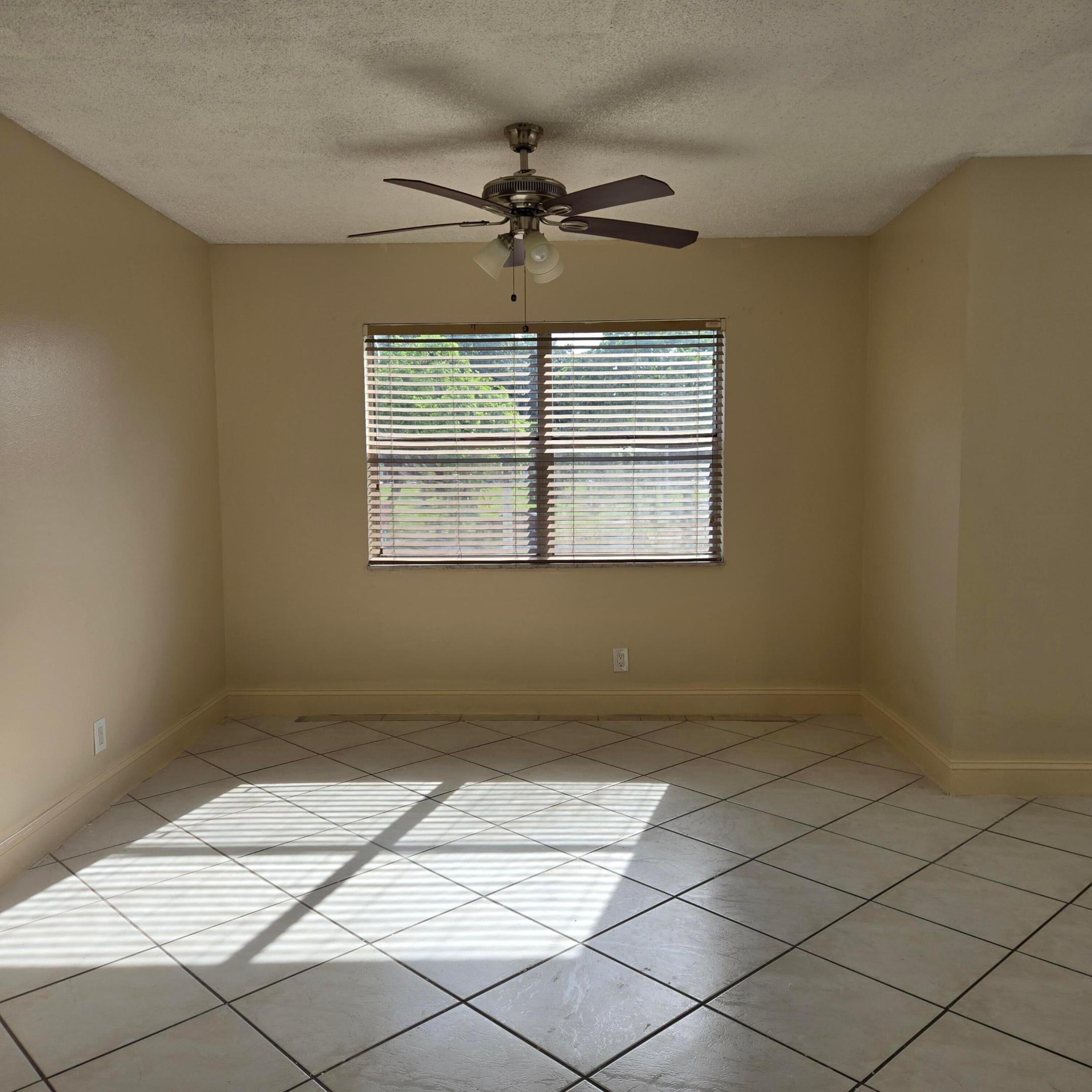 6061 N FALLS CIR #214, Lauderhill FL 33319