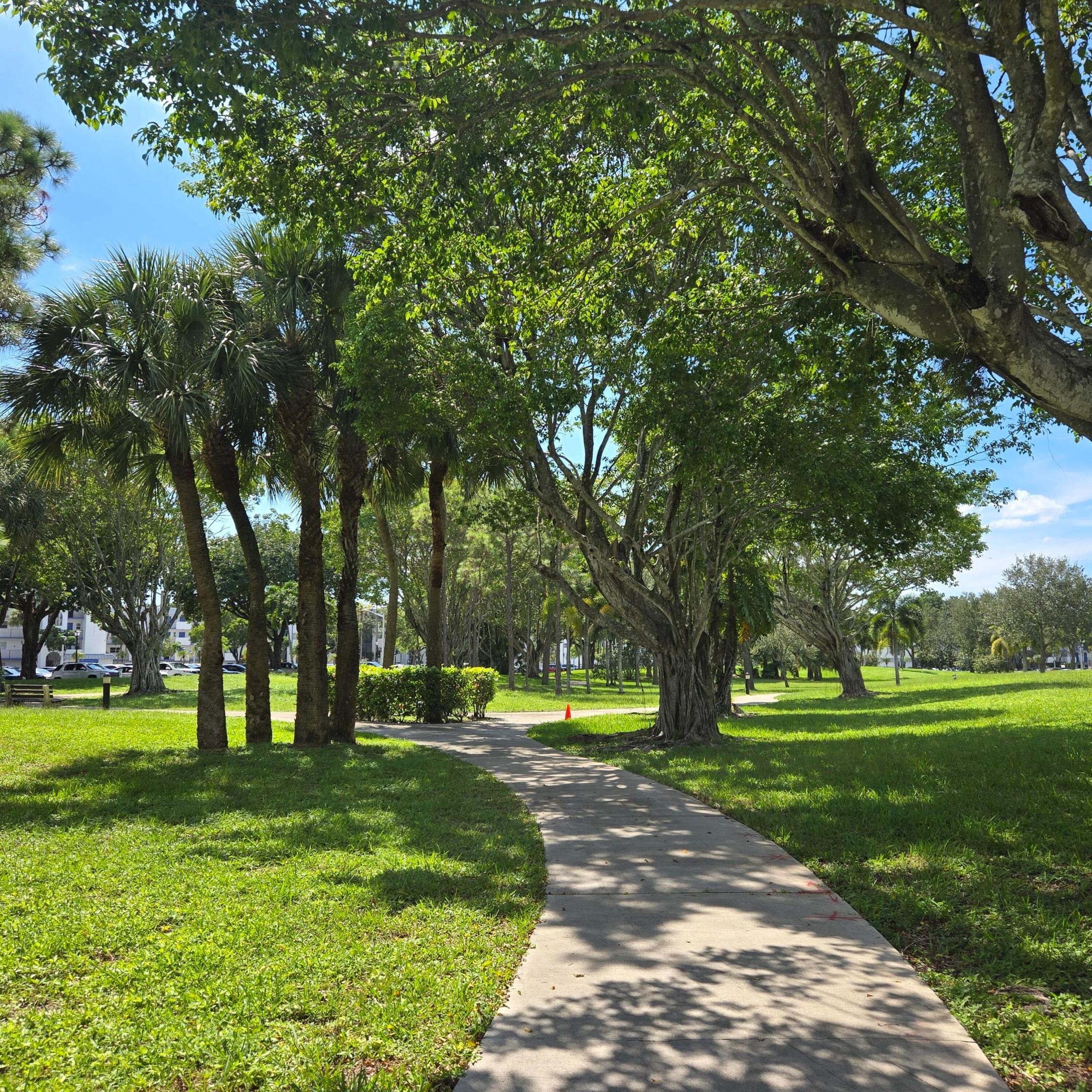 6061 N FALLS CIR #214, Lauderhill FL 33319