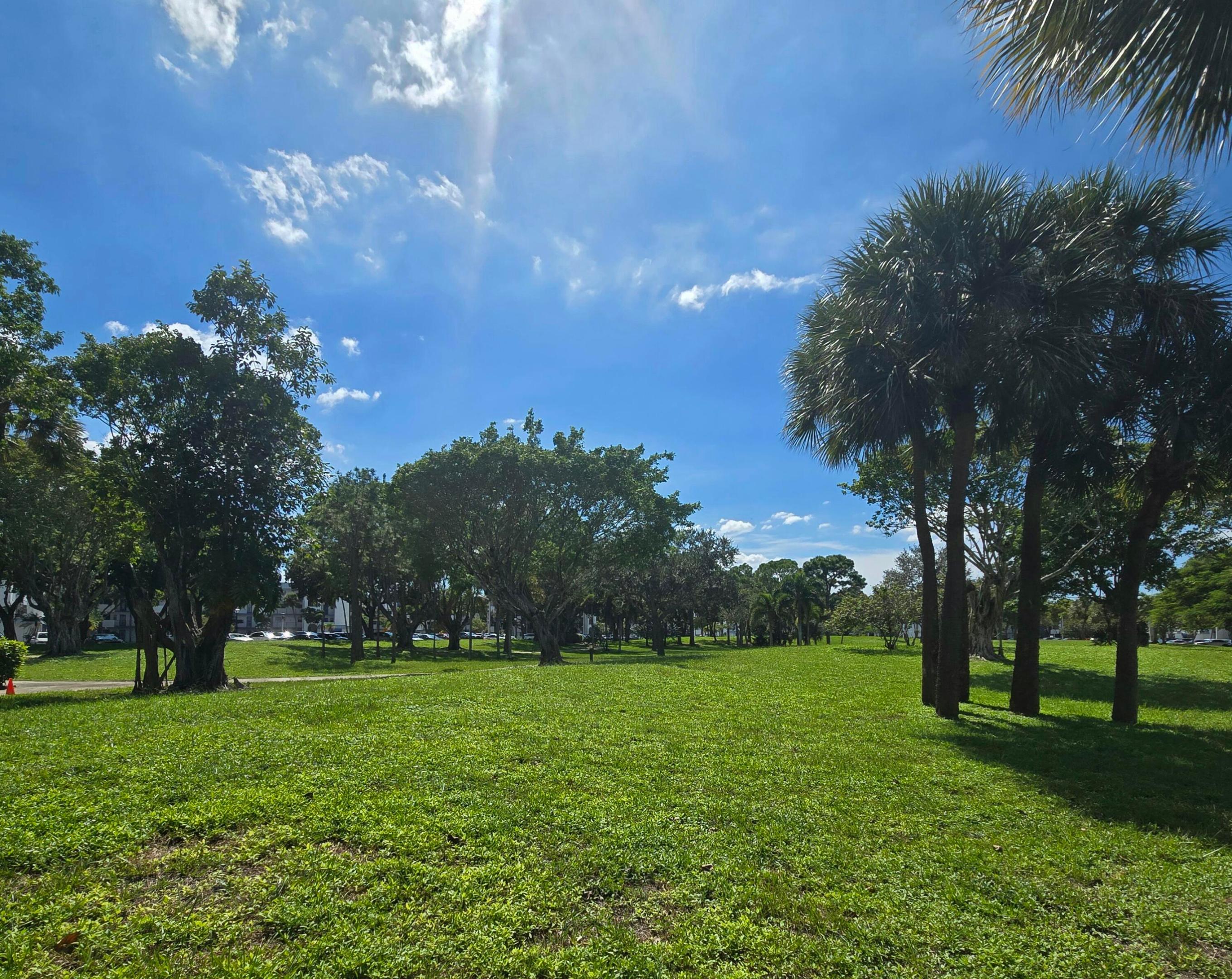 6061 N FALLS CIR #214, Lauderhill FL 33319