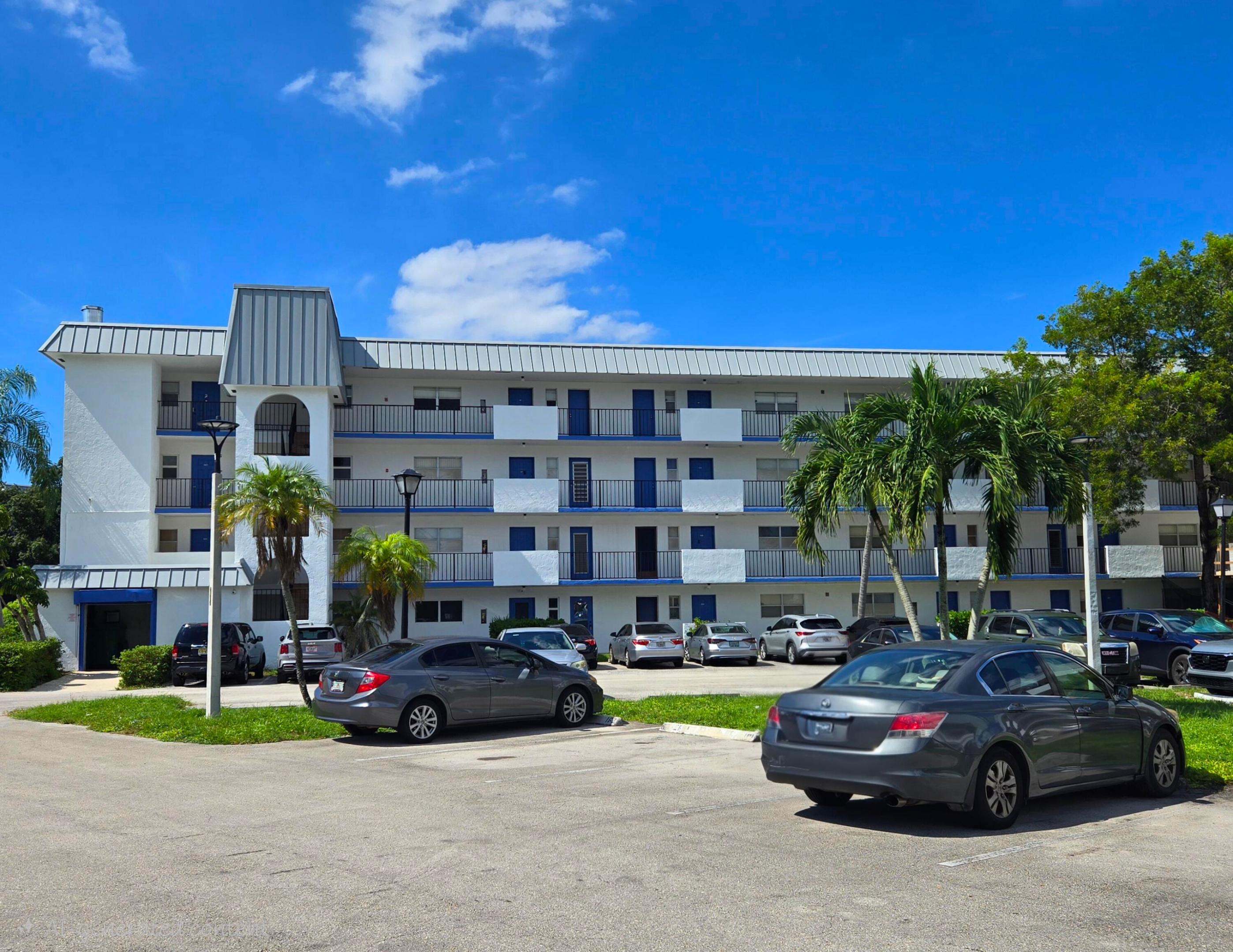 6061 N FALLS CIR #214, Lauderhill FL 33319