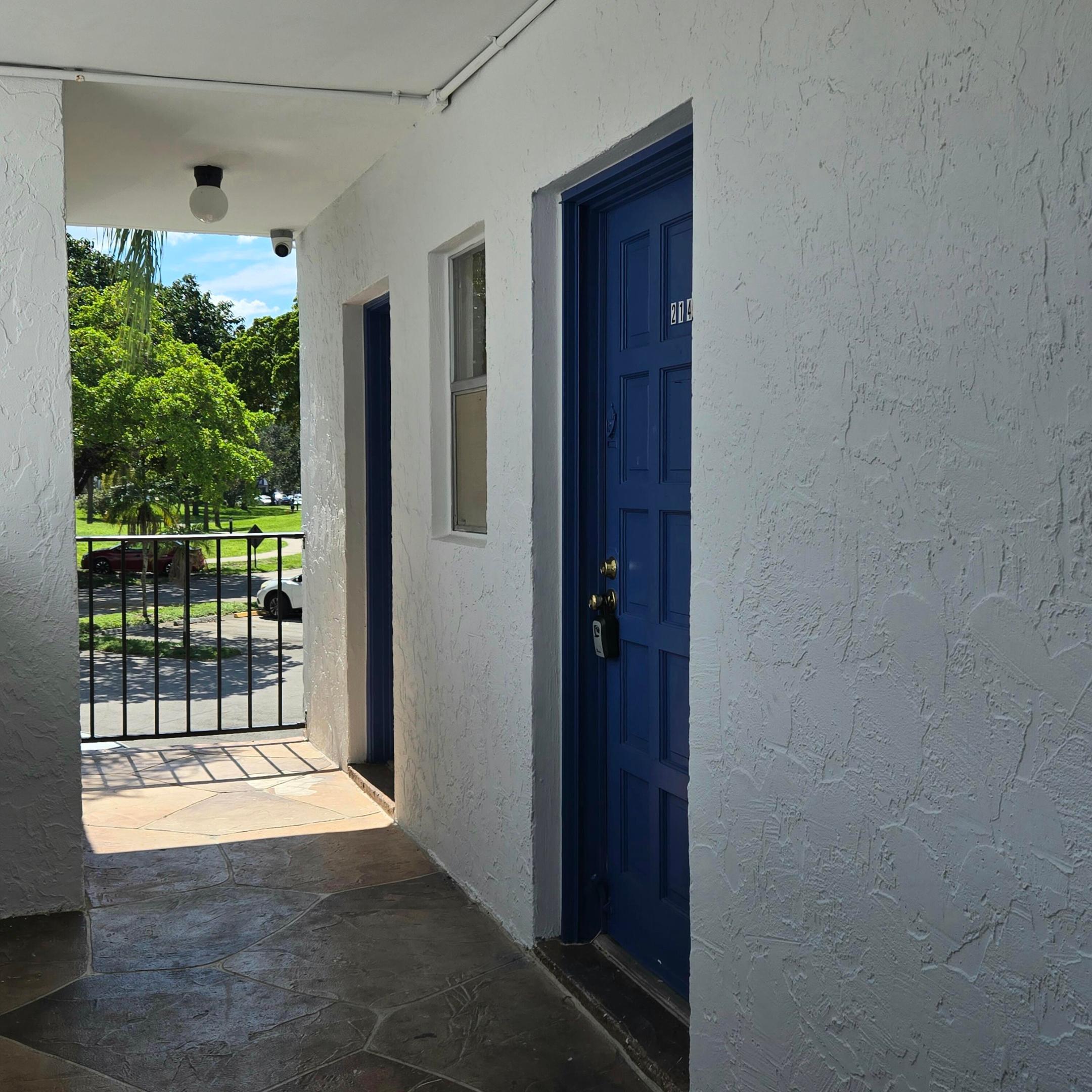 6061 N FALLS CIR #214, Lauderhill FL 33319