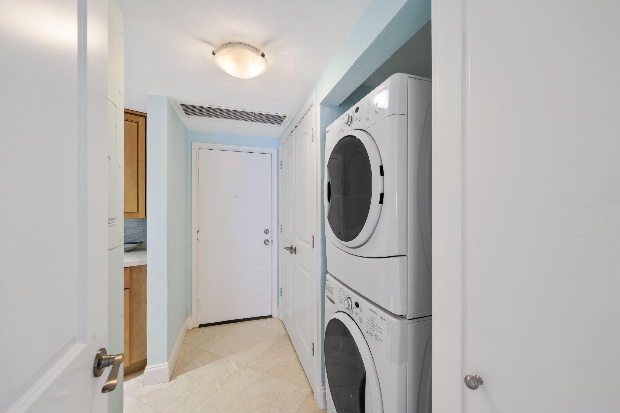 1000 Lowry, Delray Beach FL 33483